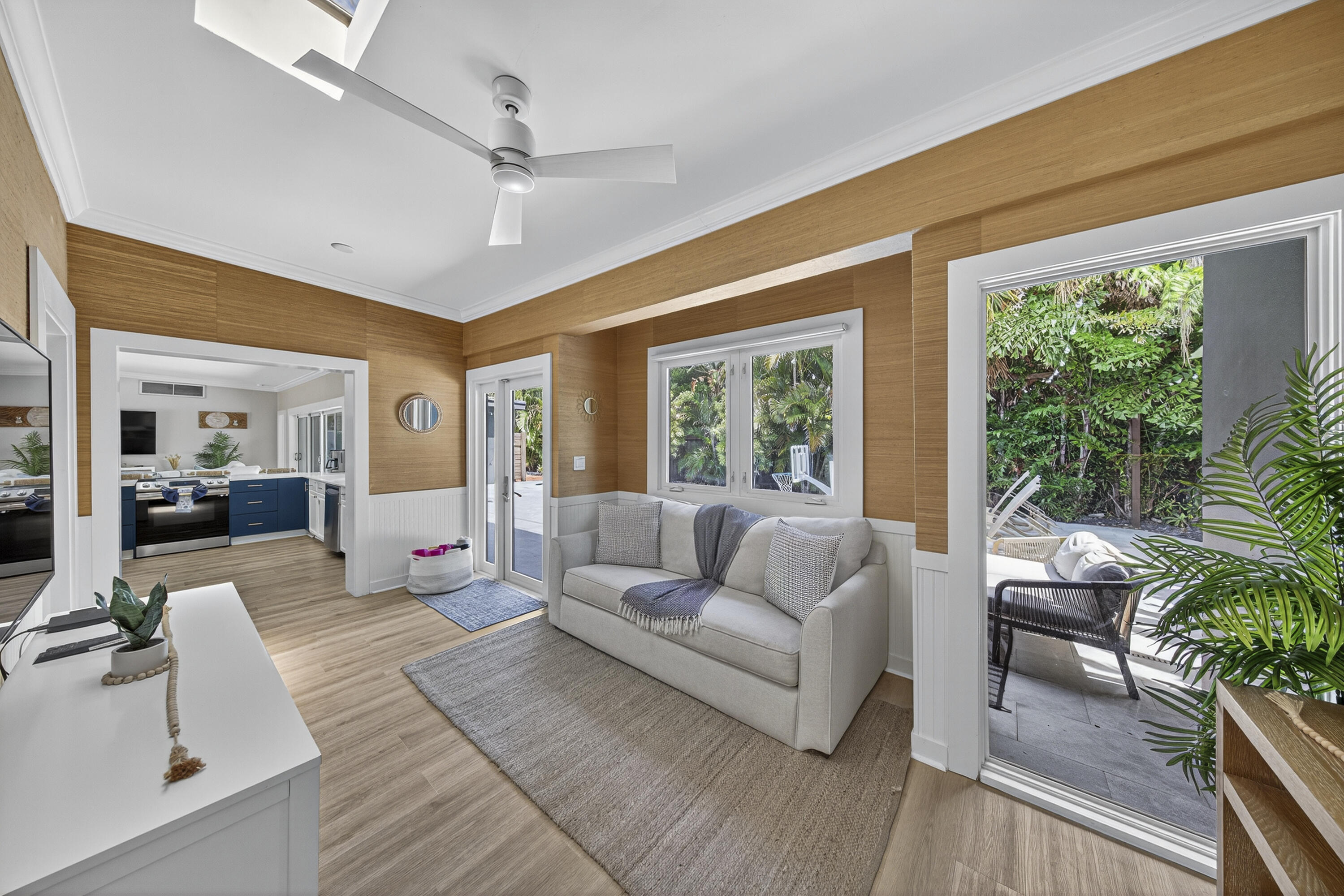 2112 Manatee Fort Lauderdale, FL 33316