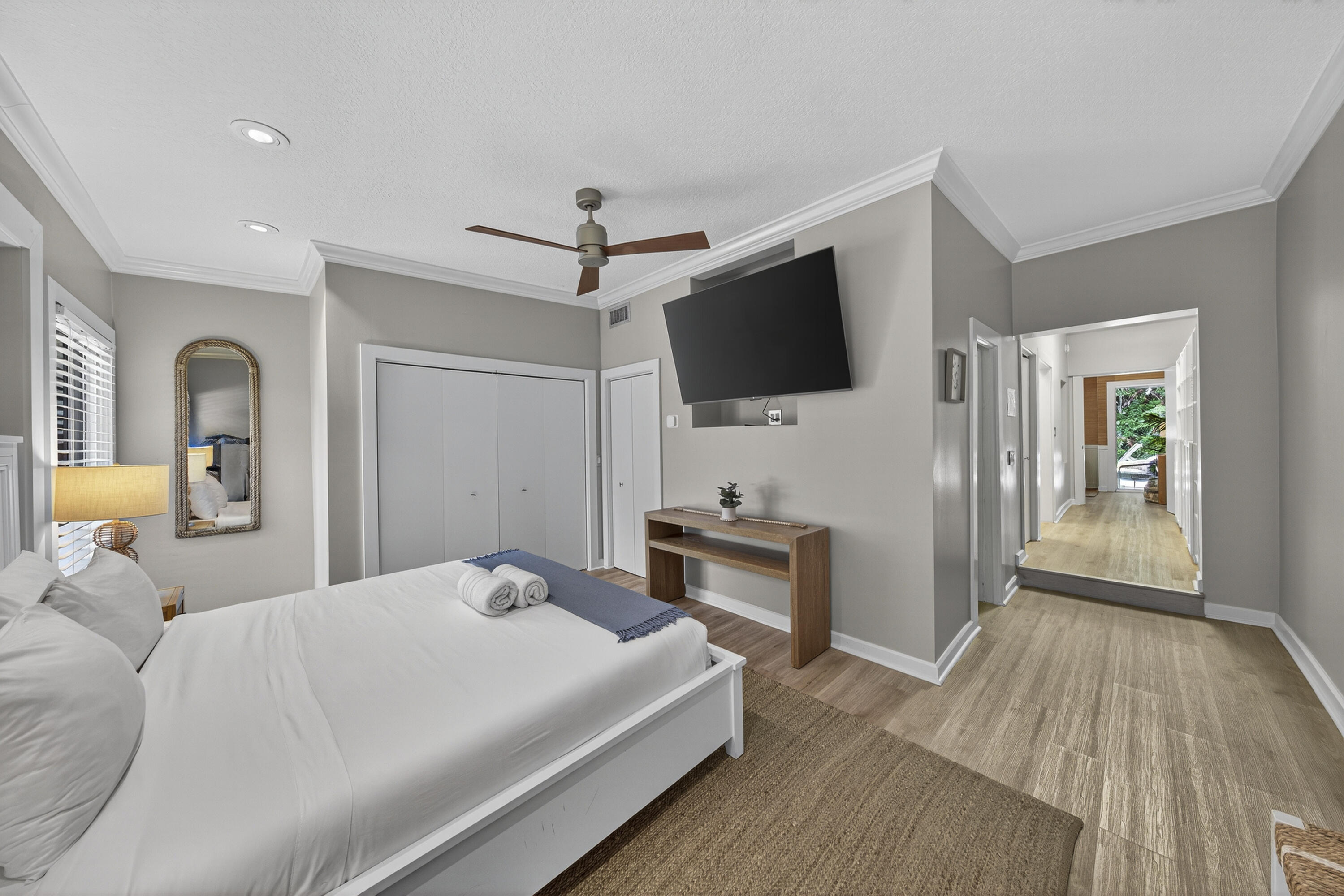 2112 Manatee Fort Lauderdale, FL 33316