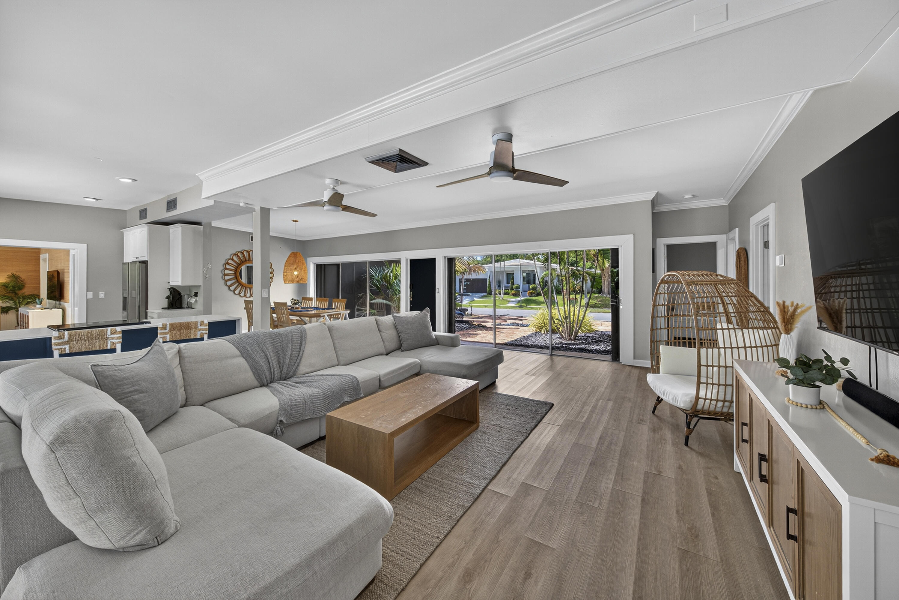 2112 Manatee Fort Lauderdale, FL 33316