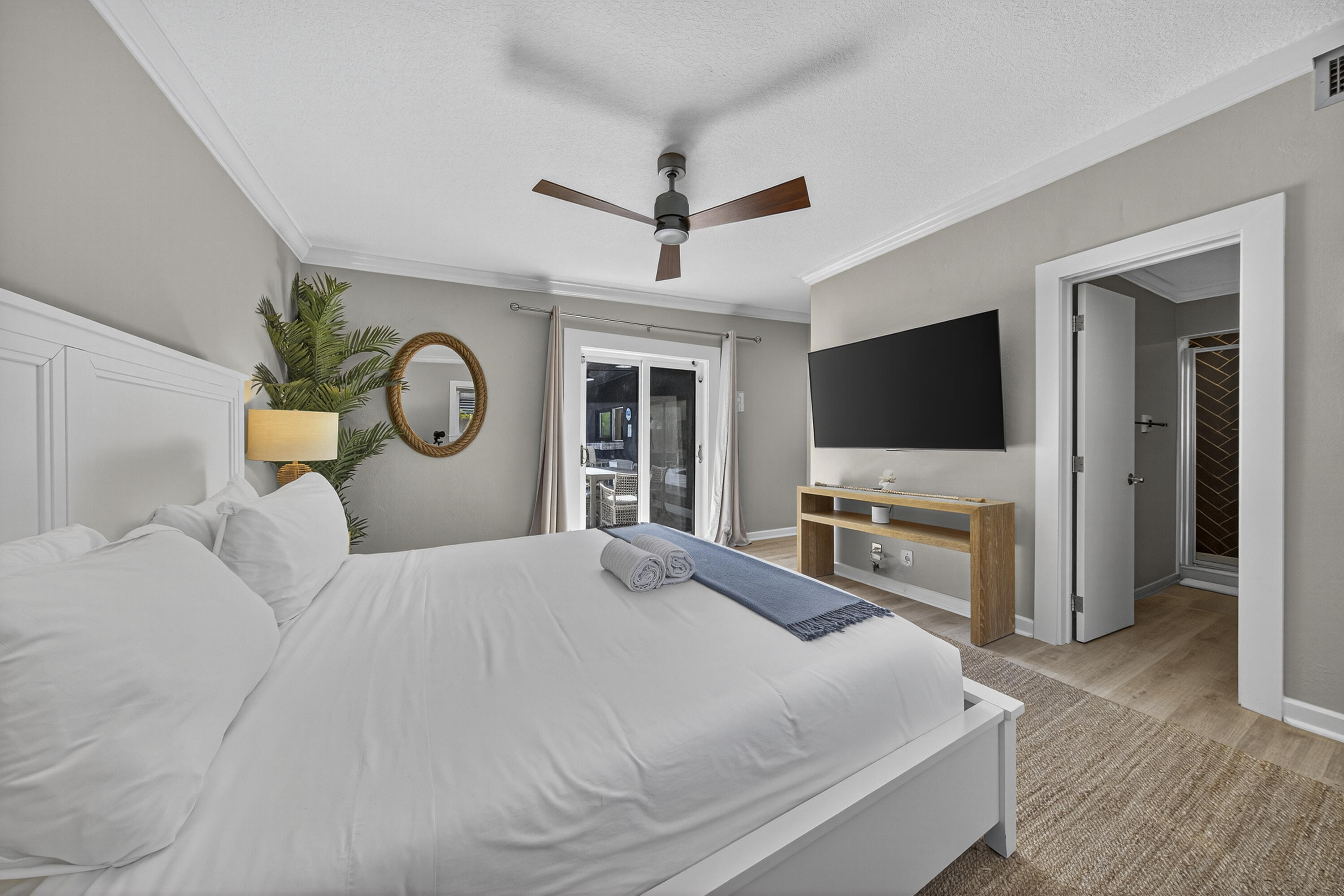 2112 Manatee Fort Lauderdale, FL 33316