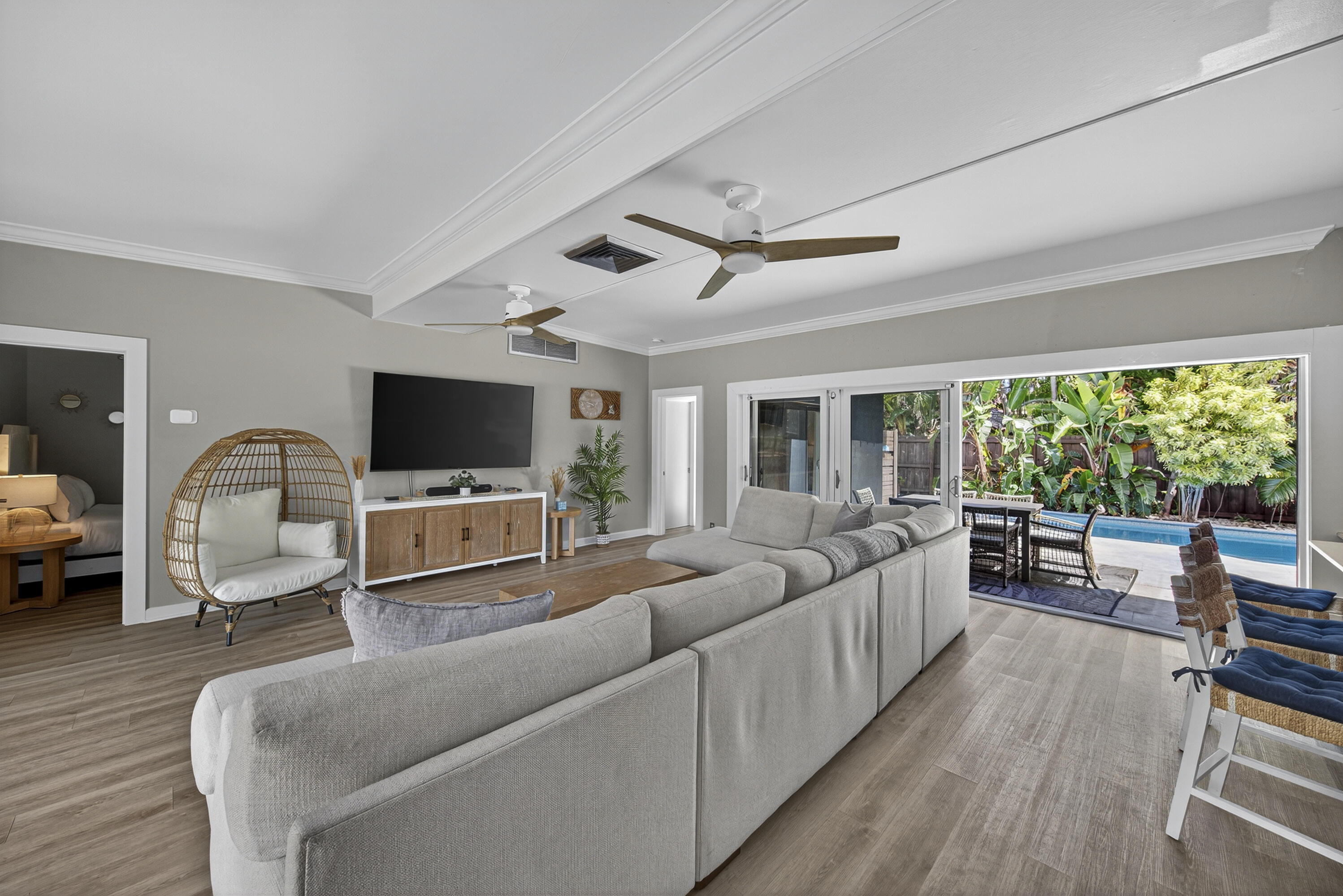 2112 Manatee Fort Lauderdale, FL 33316