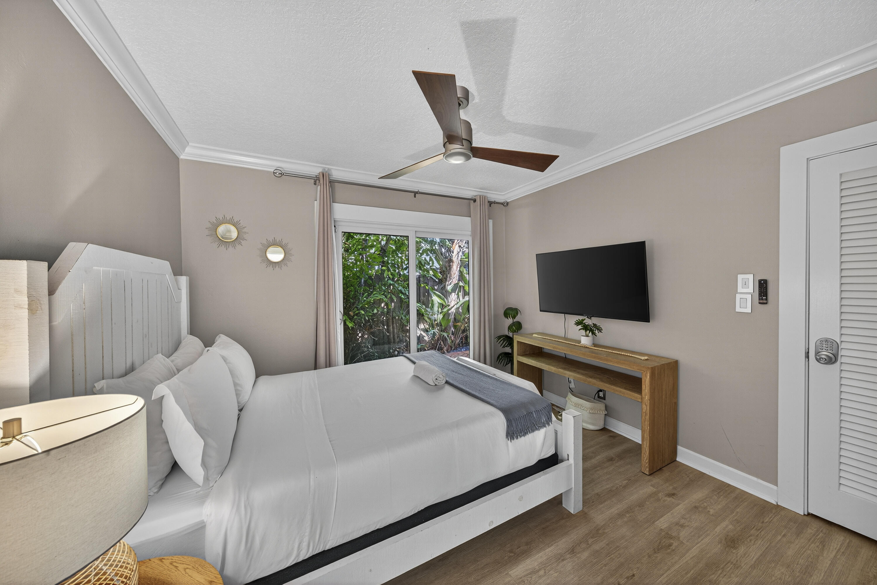 2112 Manatee Fort Lauderdale, FL 33316