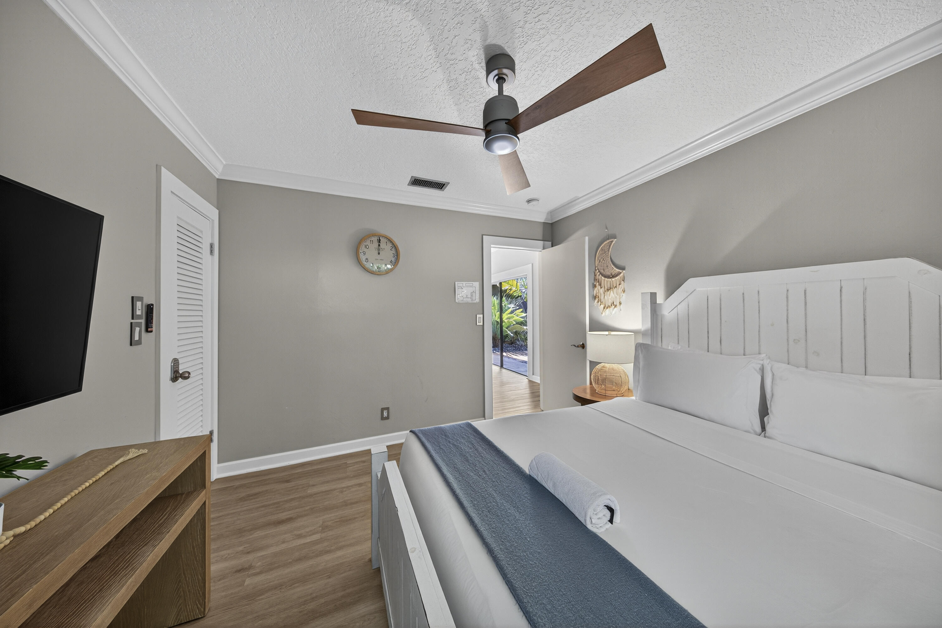 2112 Manatee Fort Lauderdale, FL 33316