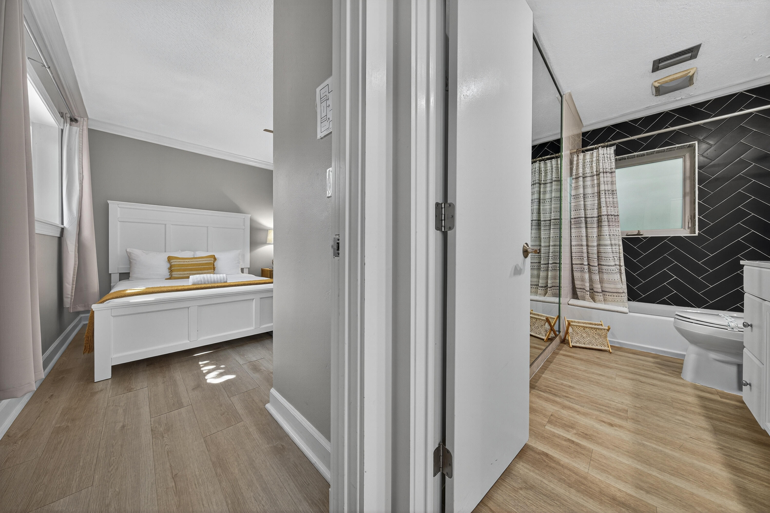 2112 Manatee Fort Lauderdale, FL 33316