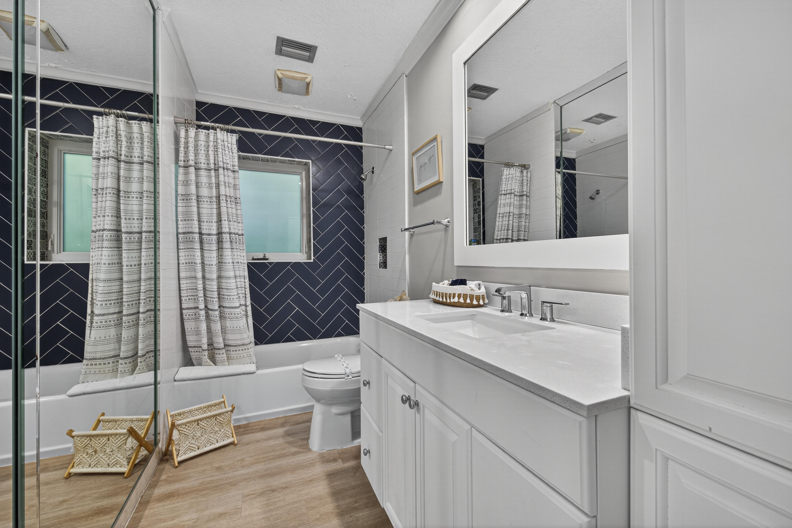 2112 Manatee Fort Lauderdale, FL 33316