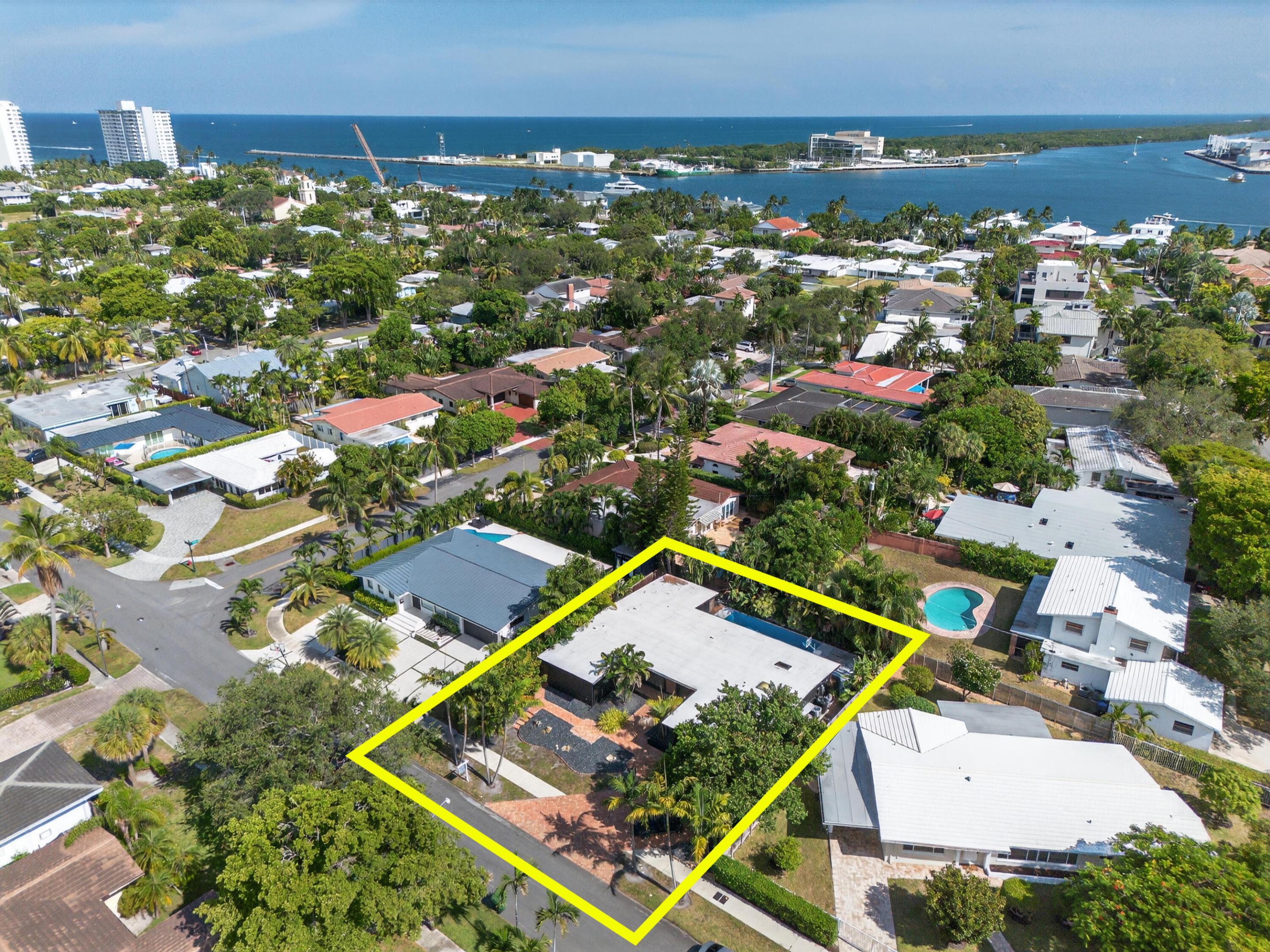 2112 Manatee Fort Lauderdale, FL 33316