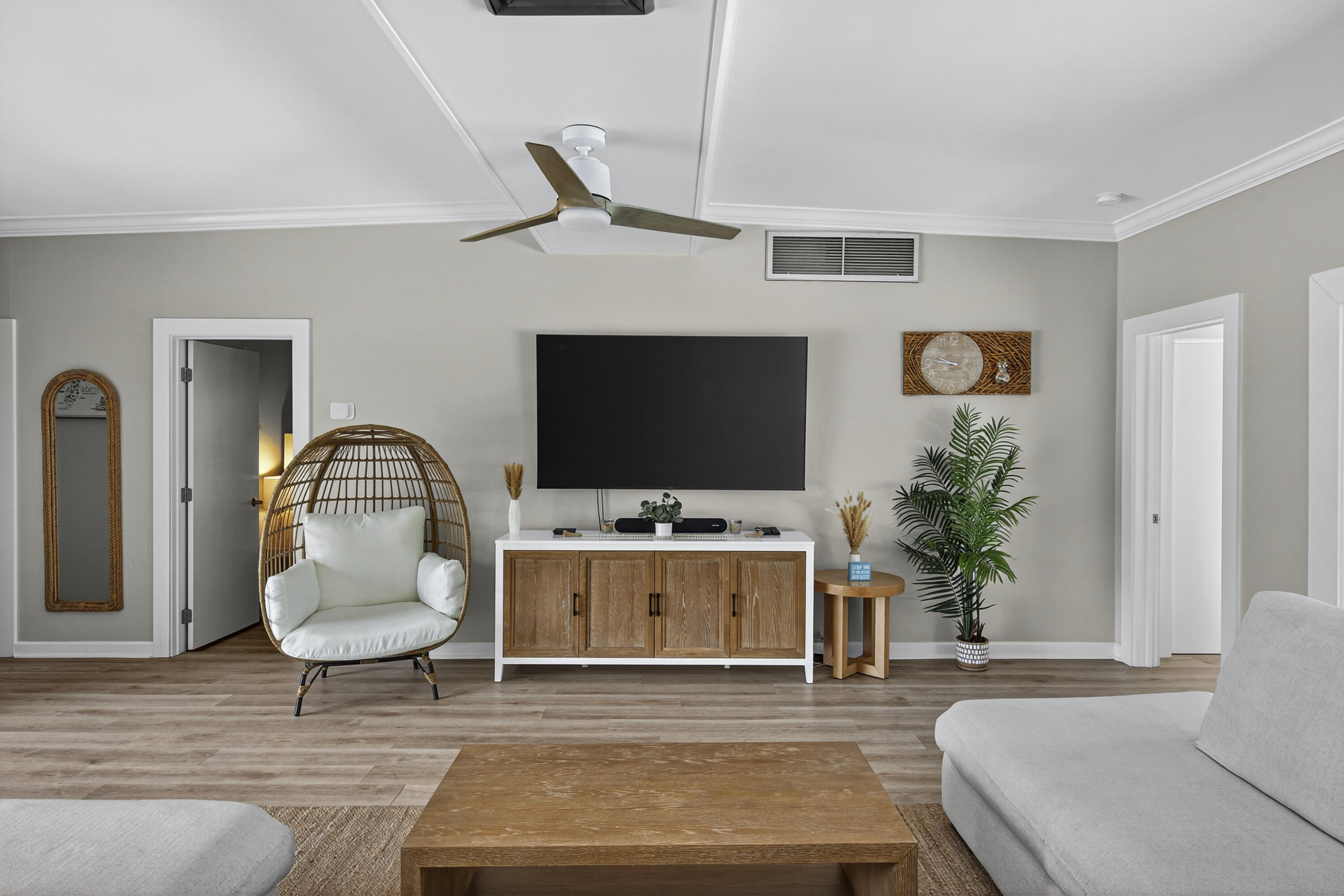 2112 Manatee Fort Lauderdale, FL 33316