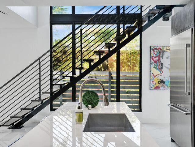 2514 NE 21st #A Fort Lauderdale, FL 33305