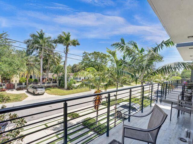 2514 NE 21st #A Fort Lauderdale, FL 33305