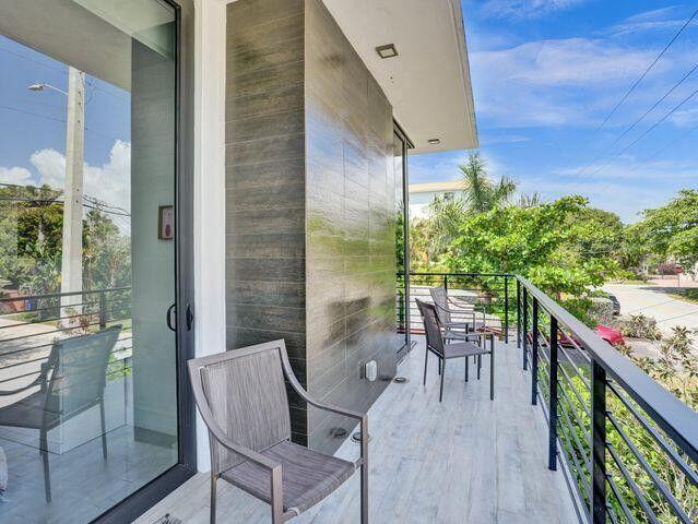 2514 NE 21st #A Fort Lauderdale, FL 33305