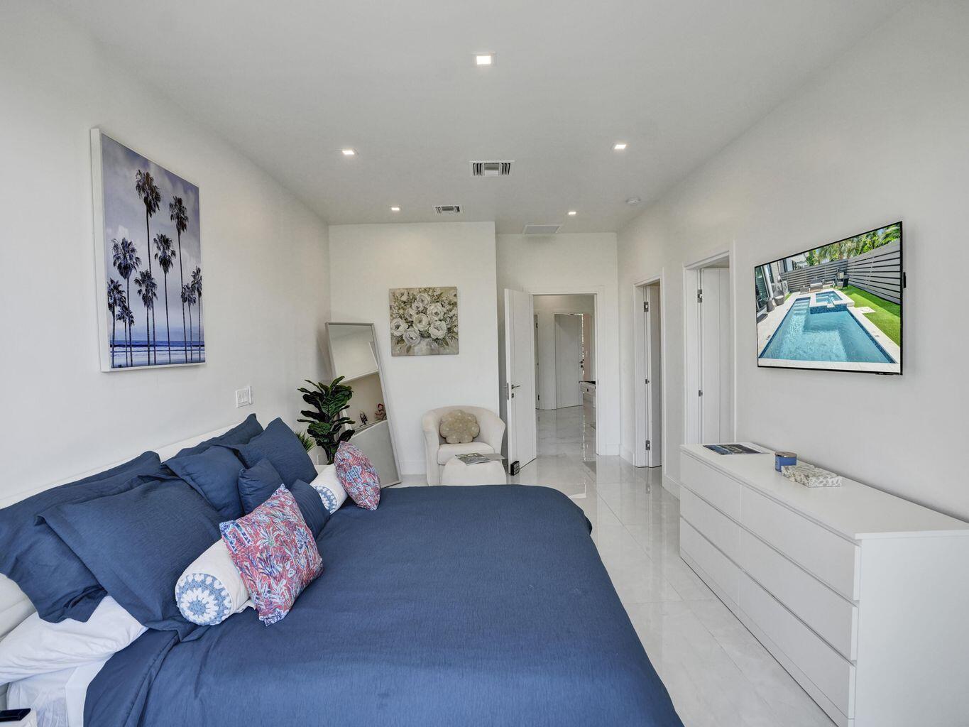 2514 NE 21st #A Fort Lauderdale, FL 33305