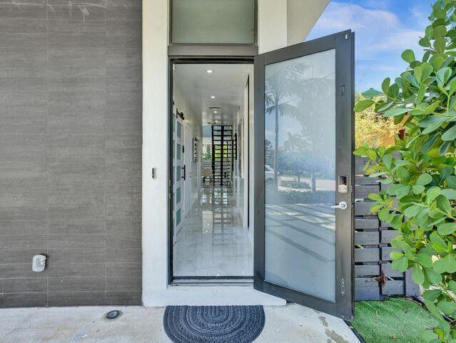 2514 NE 21st #A Fort Lauderdale, FL 33305