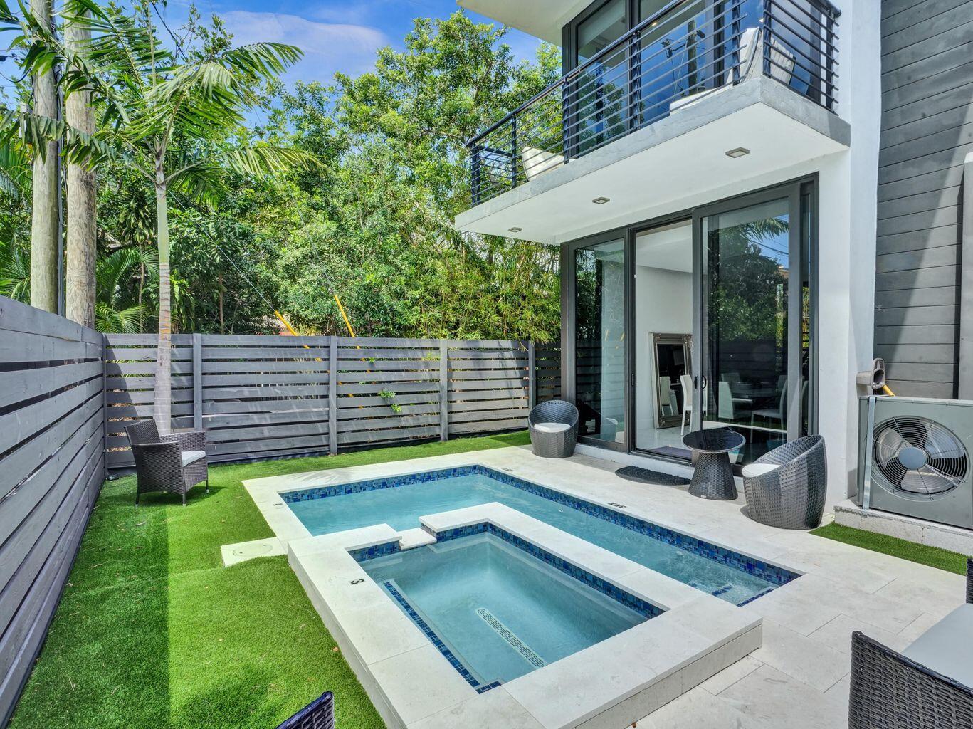 2514 NE 21st #A Fort Lauderdale, FL 33305