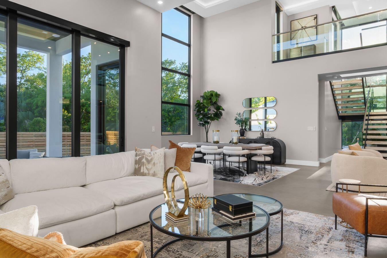 719 SW 11th Fort Lauderdale, FL 33315