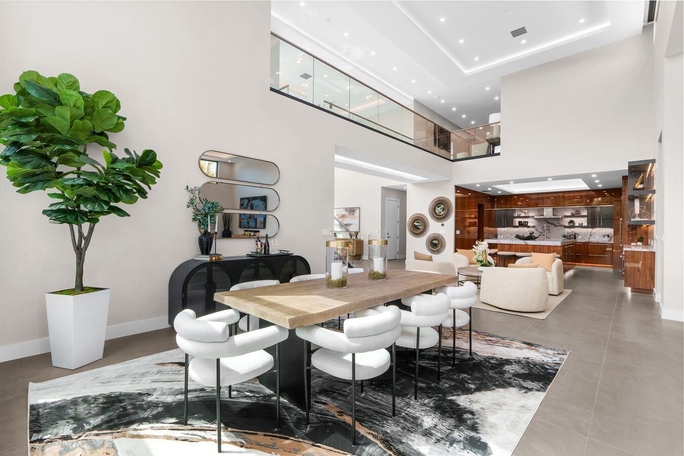 719 SW 11th Fort Lauderdale, FL 33315