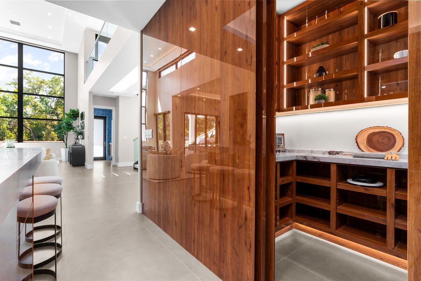 719 SW 11th Fort Lauderdale, FL 33315