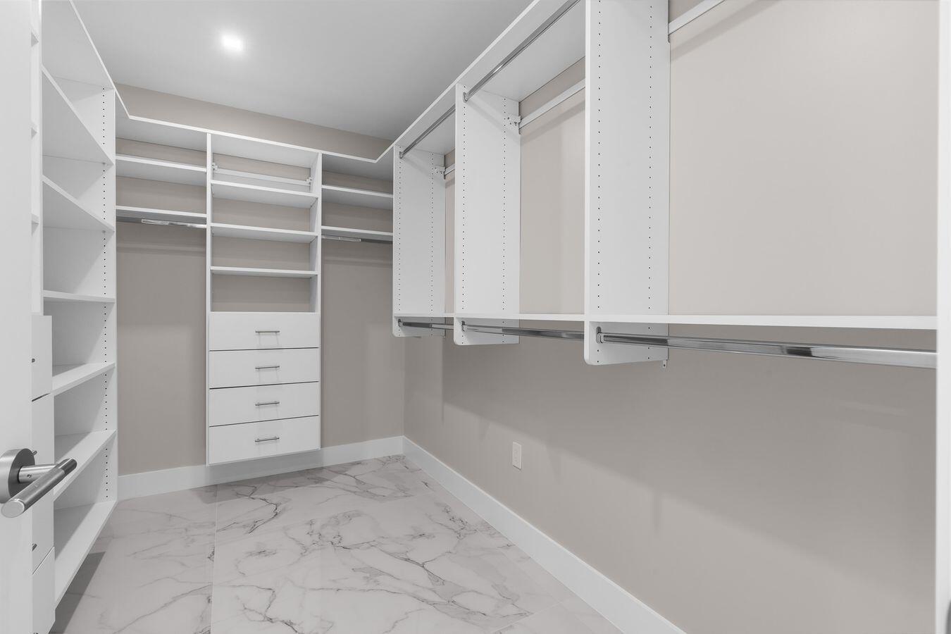 719 SW 11th Fort Lauderdale, FL 33315