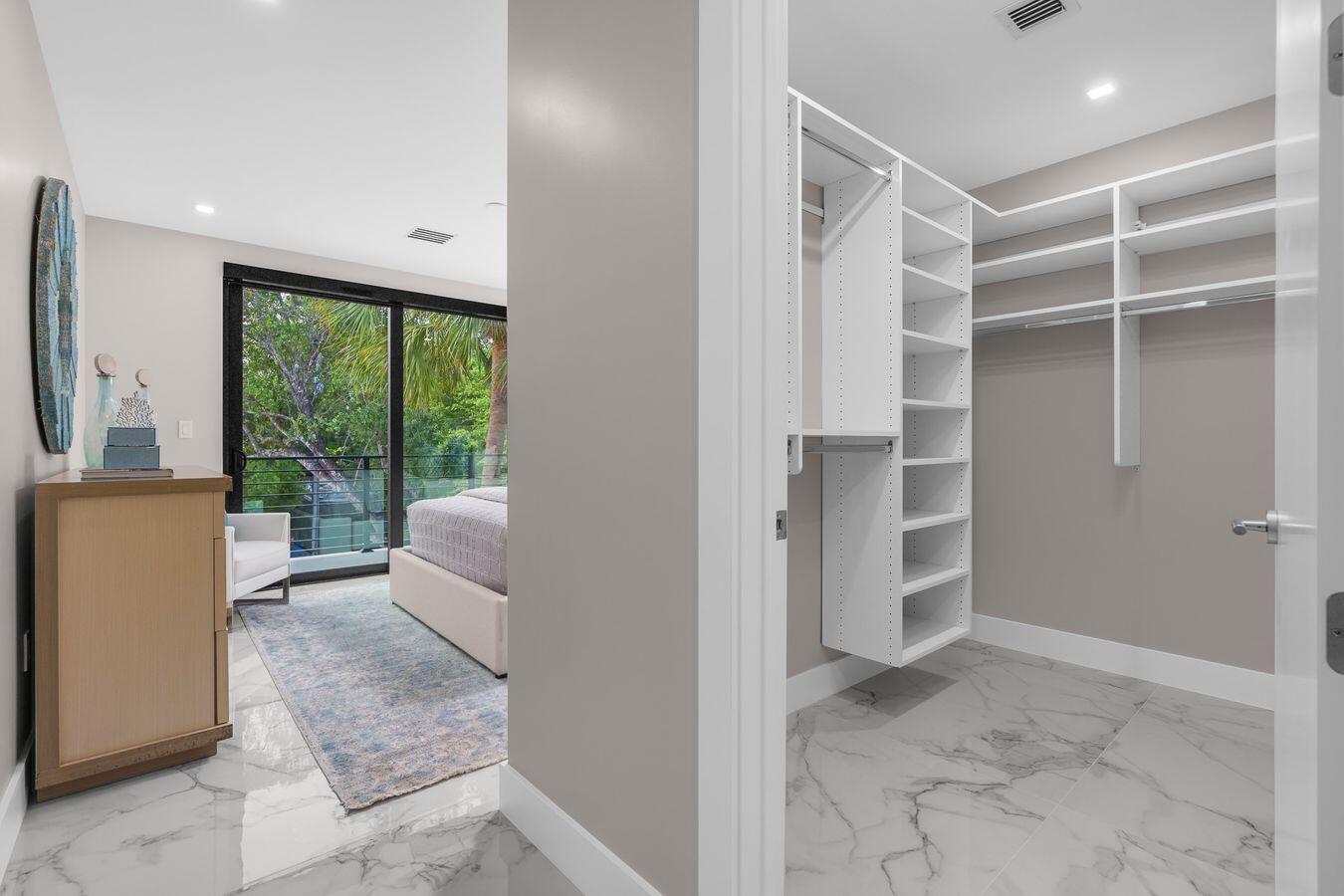 719 SW 11th Fort Lauderdale, FL 33315