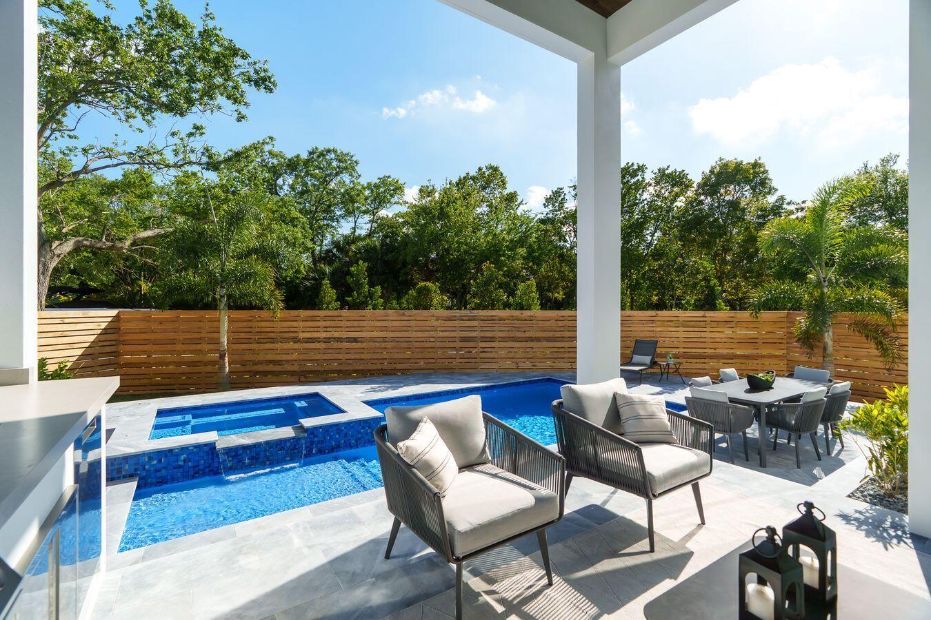 719 SW 11th Fort Lauderdale, FL 33315