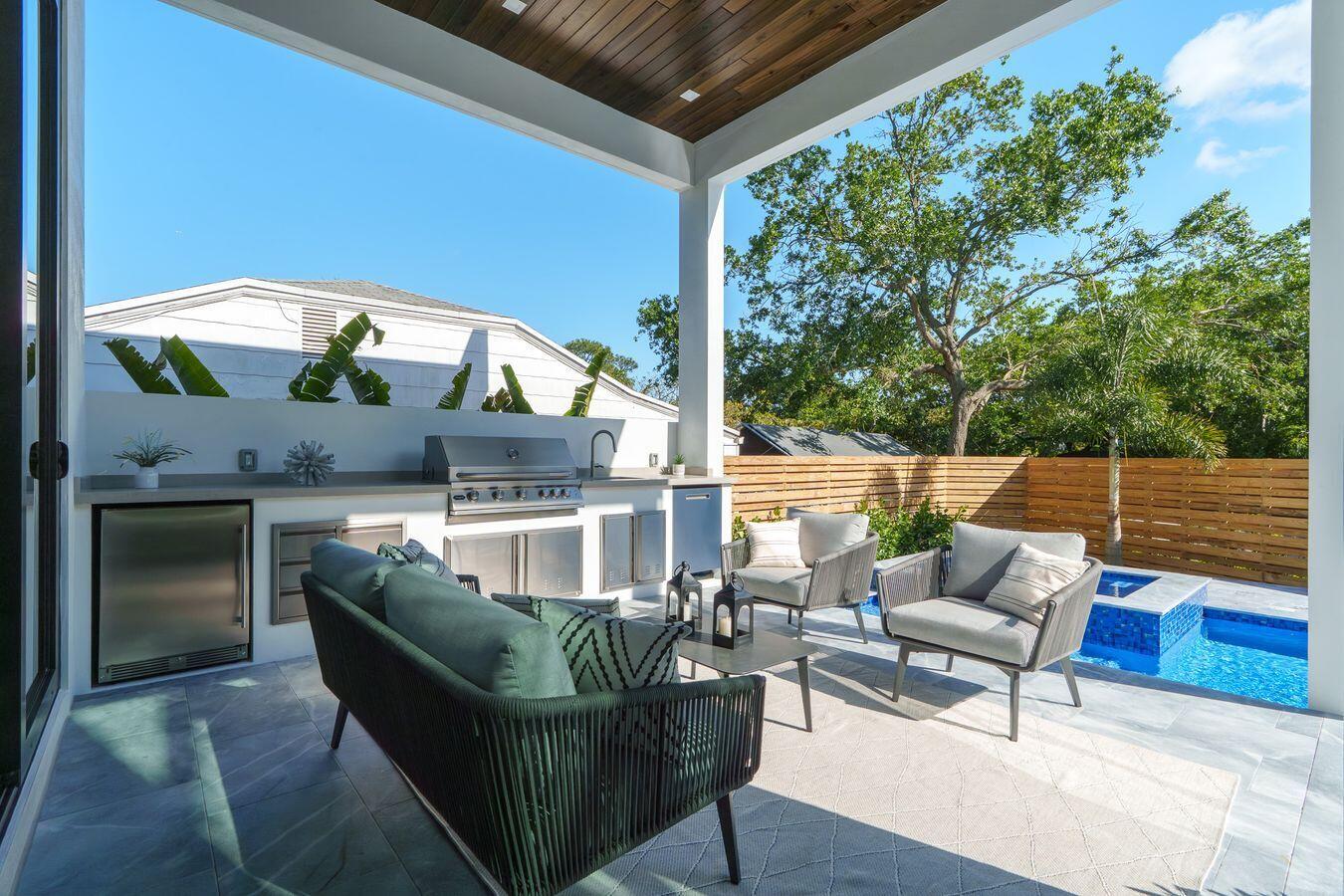 719 SW 11th Fort Lauderdale, FL 33315