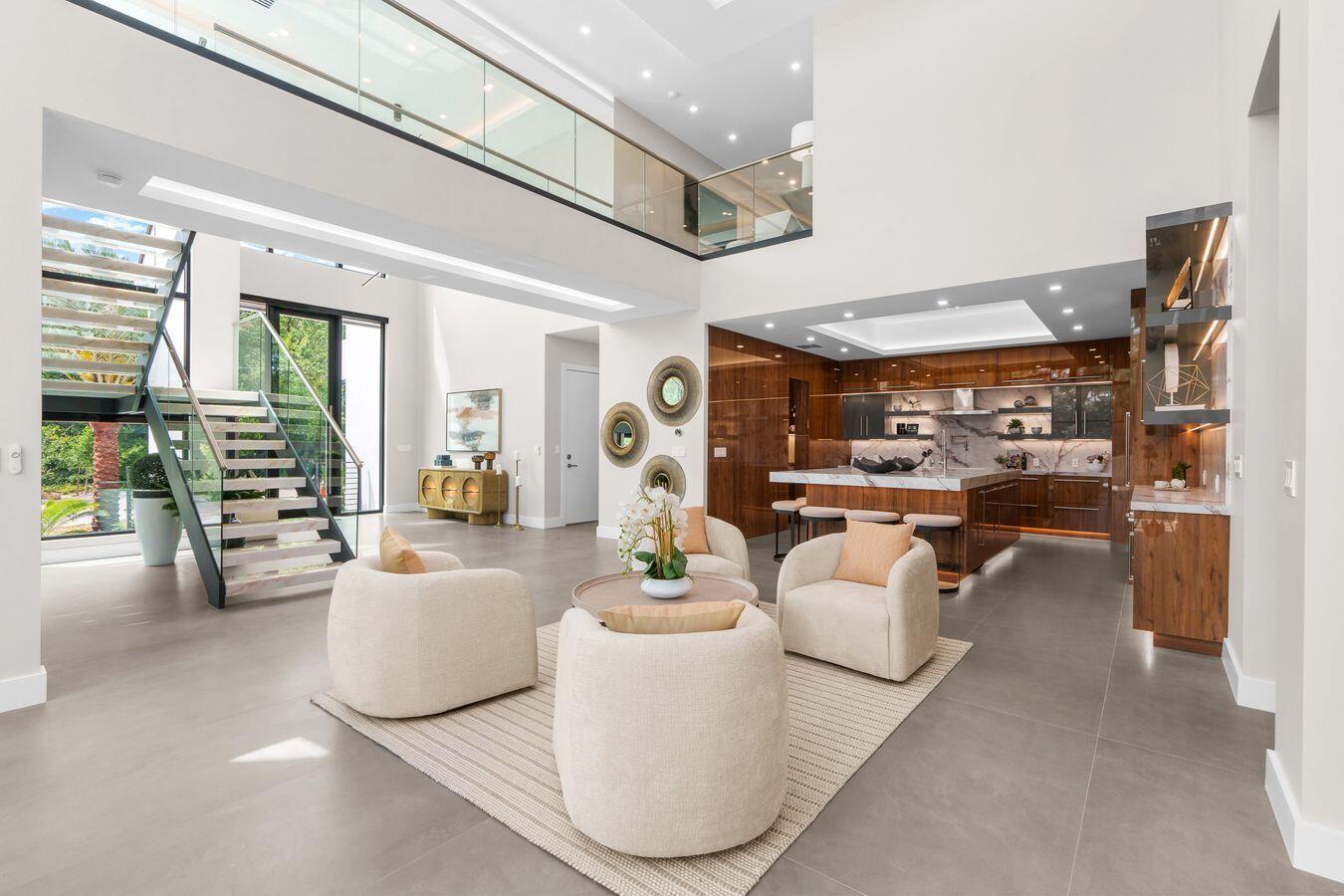 719 SW 11th Fort Lauderdale, FL 33315