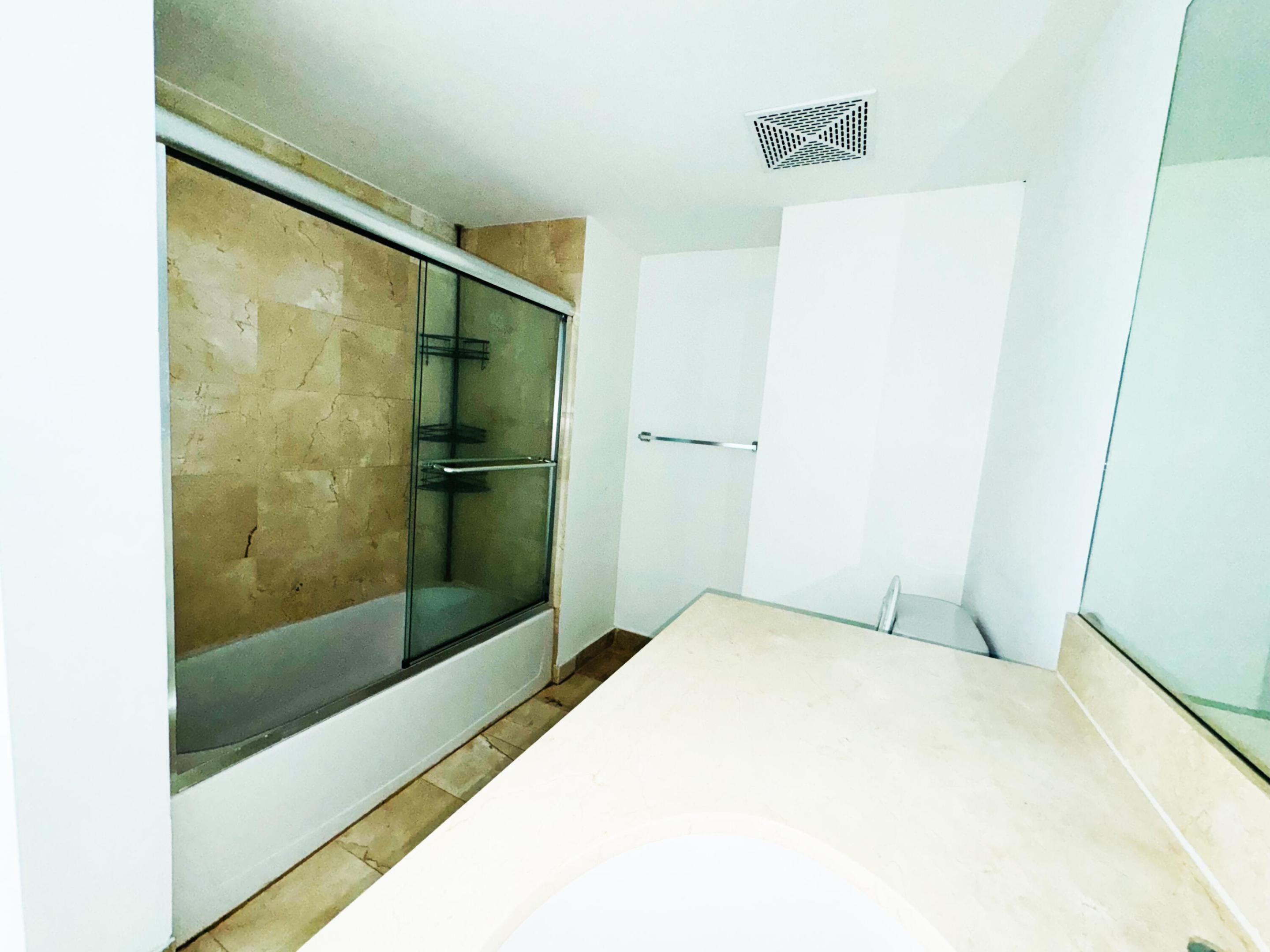 2101 Brickell #801 Miami, FL 33129