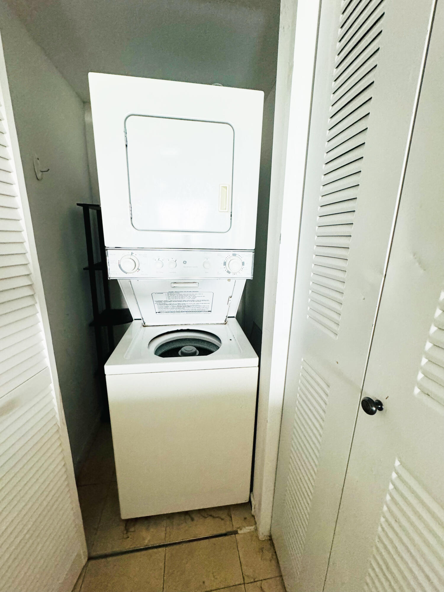 2101 Brickell #801 Miami, FL 33129