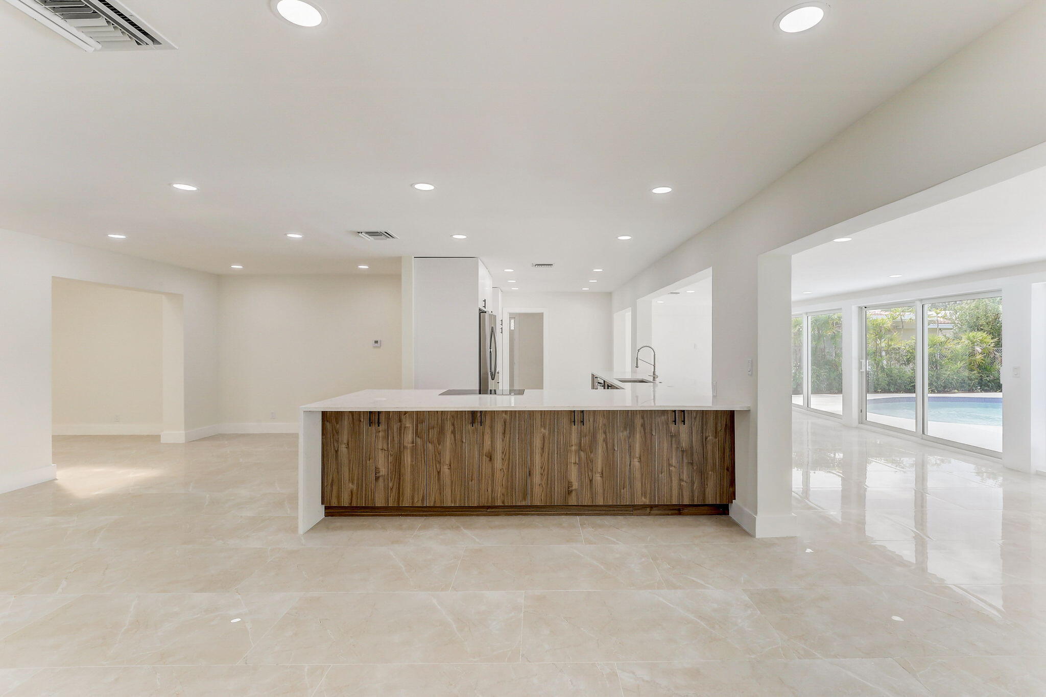5591 NE 29th Fort Lauderdale, FL 33308
