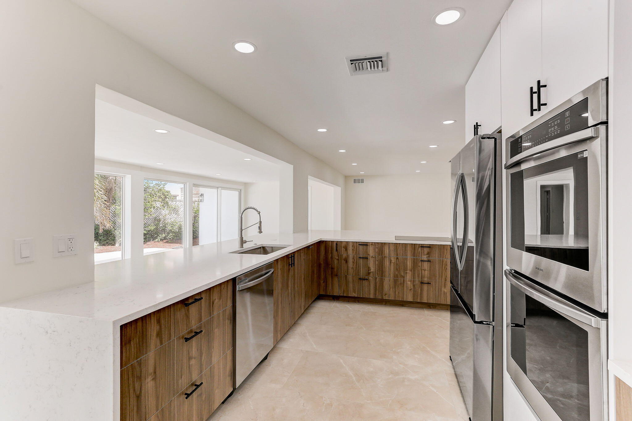 5591 NE 29th Fort Lauderdale, FL 33308