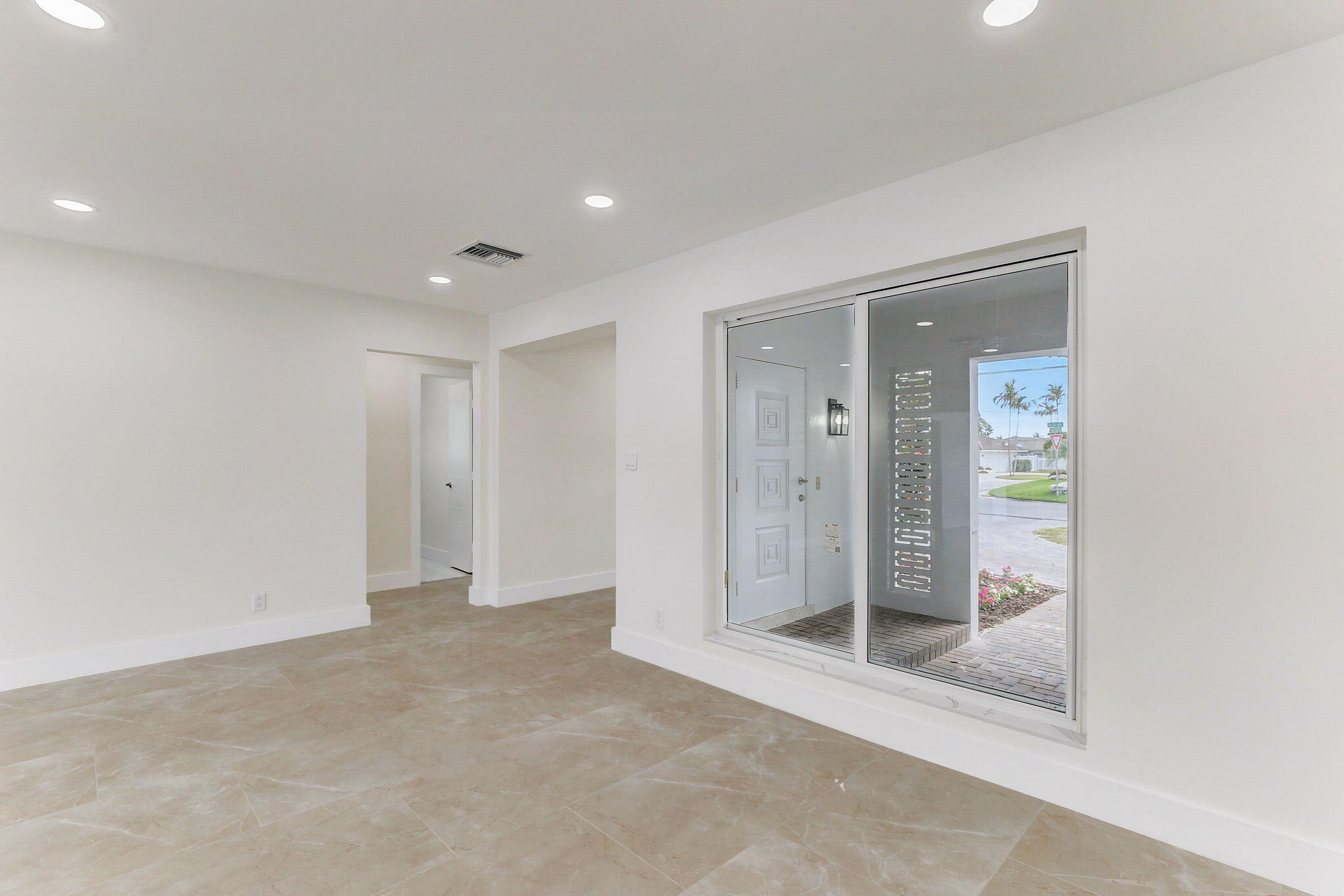 5591 NE 29th Fort Lauderdale, FL 33308