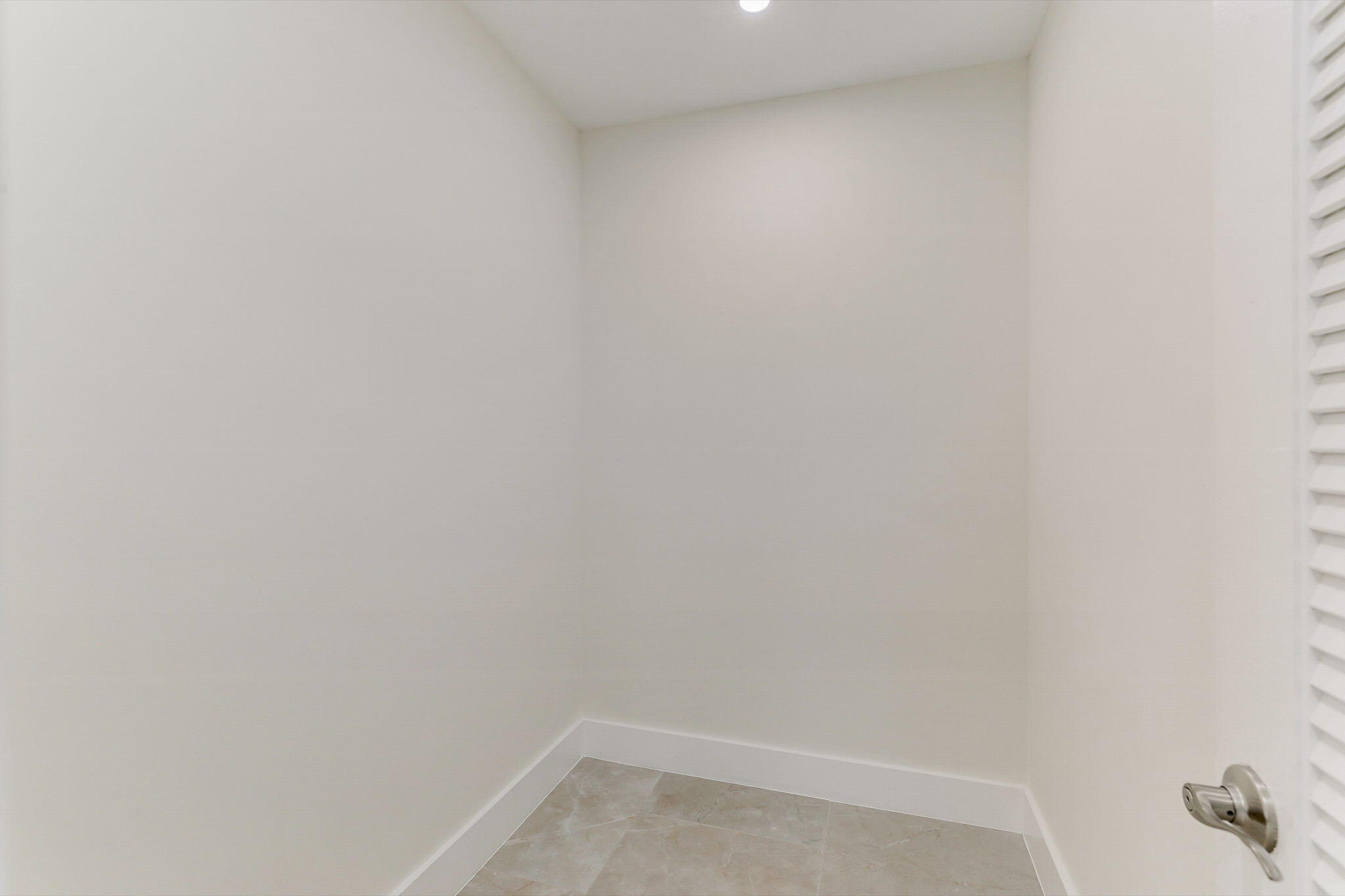 5591 NE 29th Fort Lauderdale, FL 33308