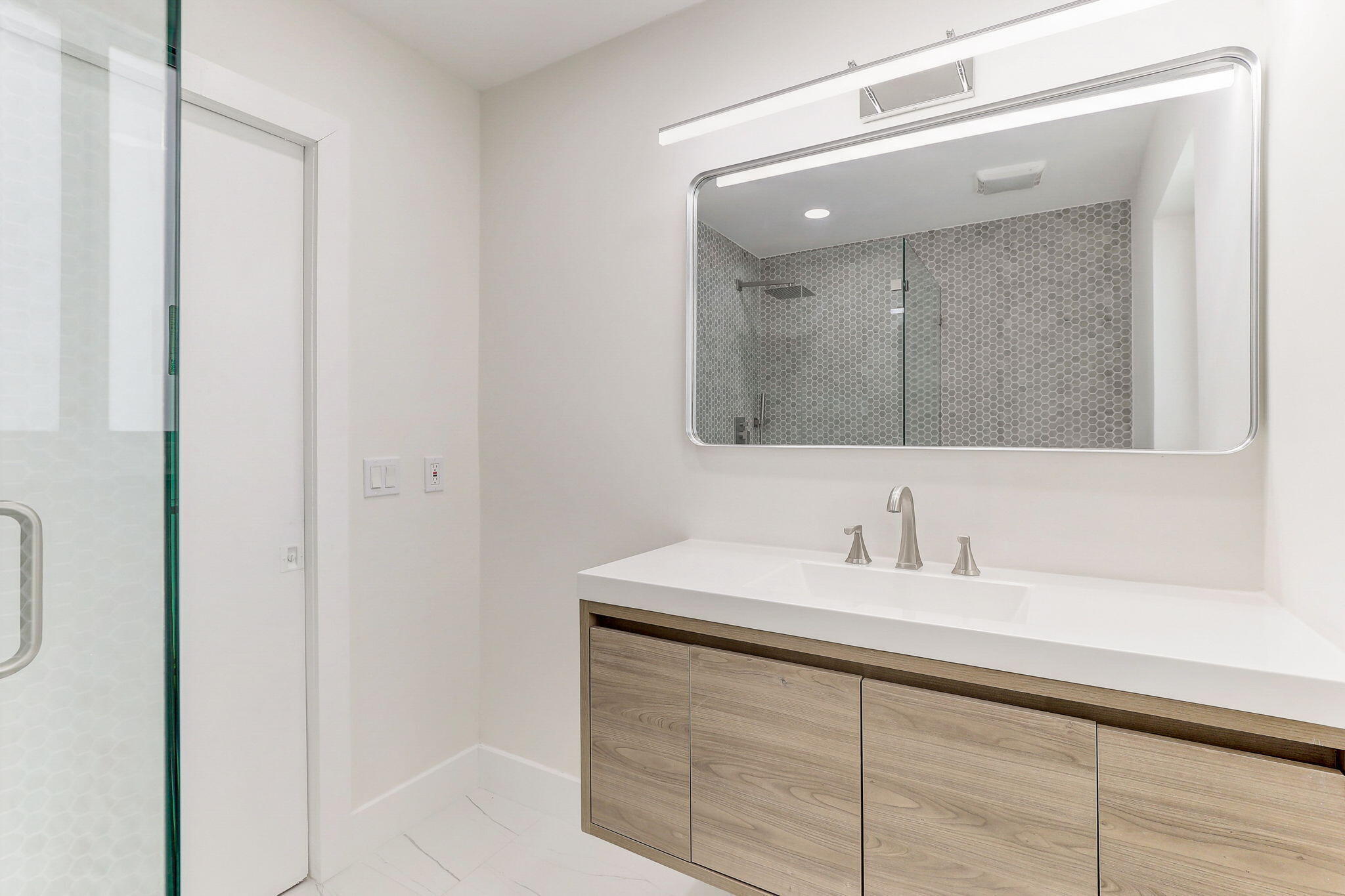 5591 NE 29th Fort Lauderdale, FL 33308