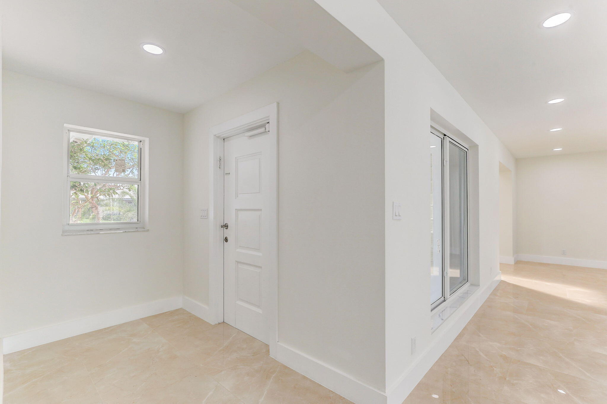 5591 NE 29th Fort Lauderdale, FL 33308