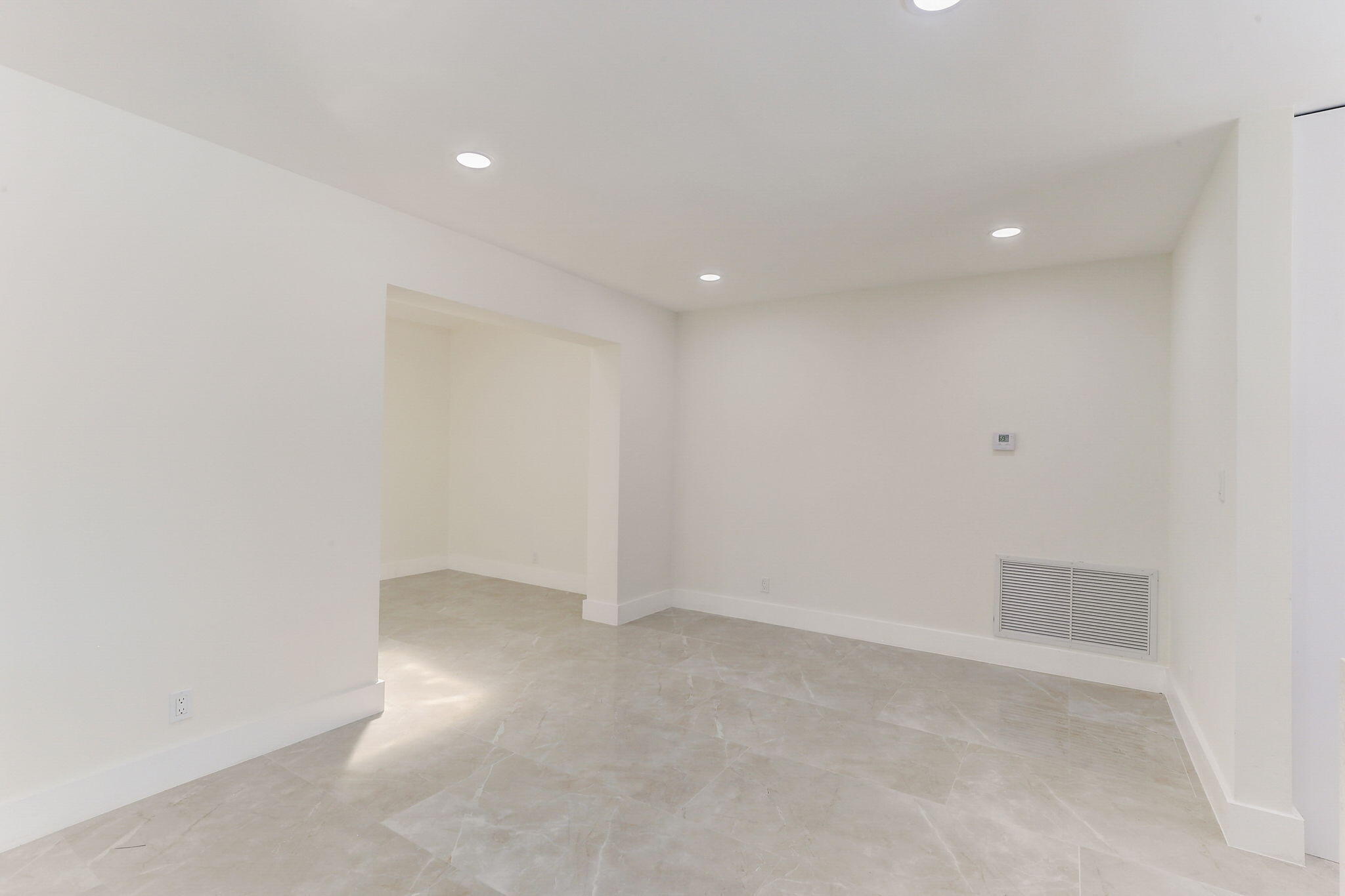 5591 NE 29th Fort Lauderdale, FL 33308