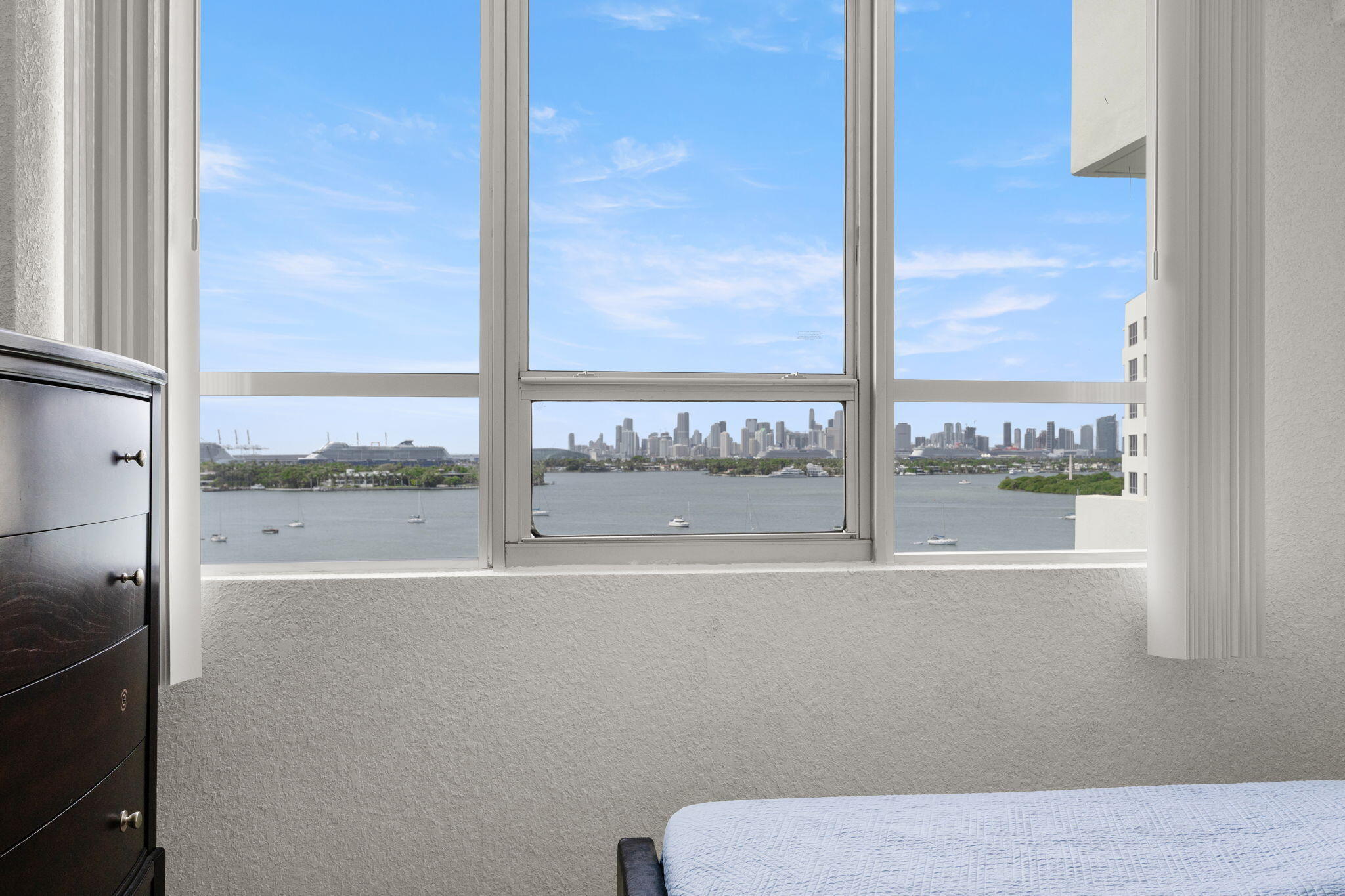 1500 Bay #1122s Miami Beach, FL 33139