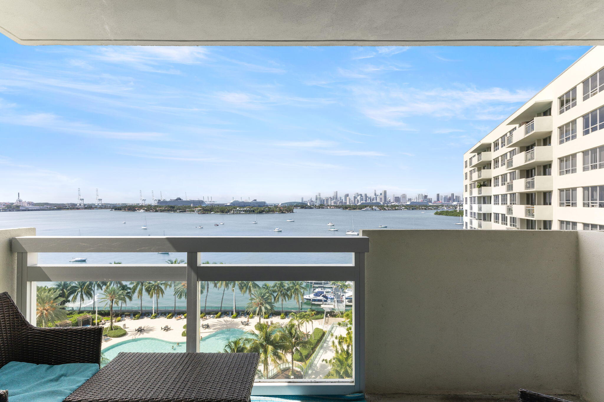 1500 Bay #1122s Miami Beach, FL 33139