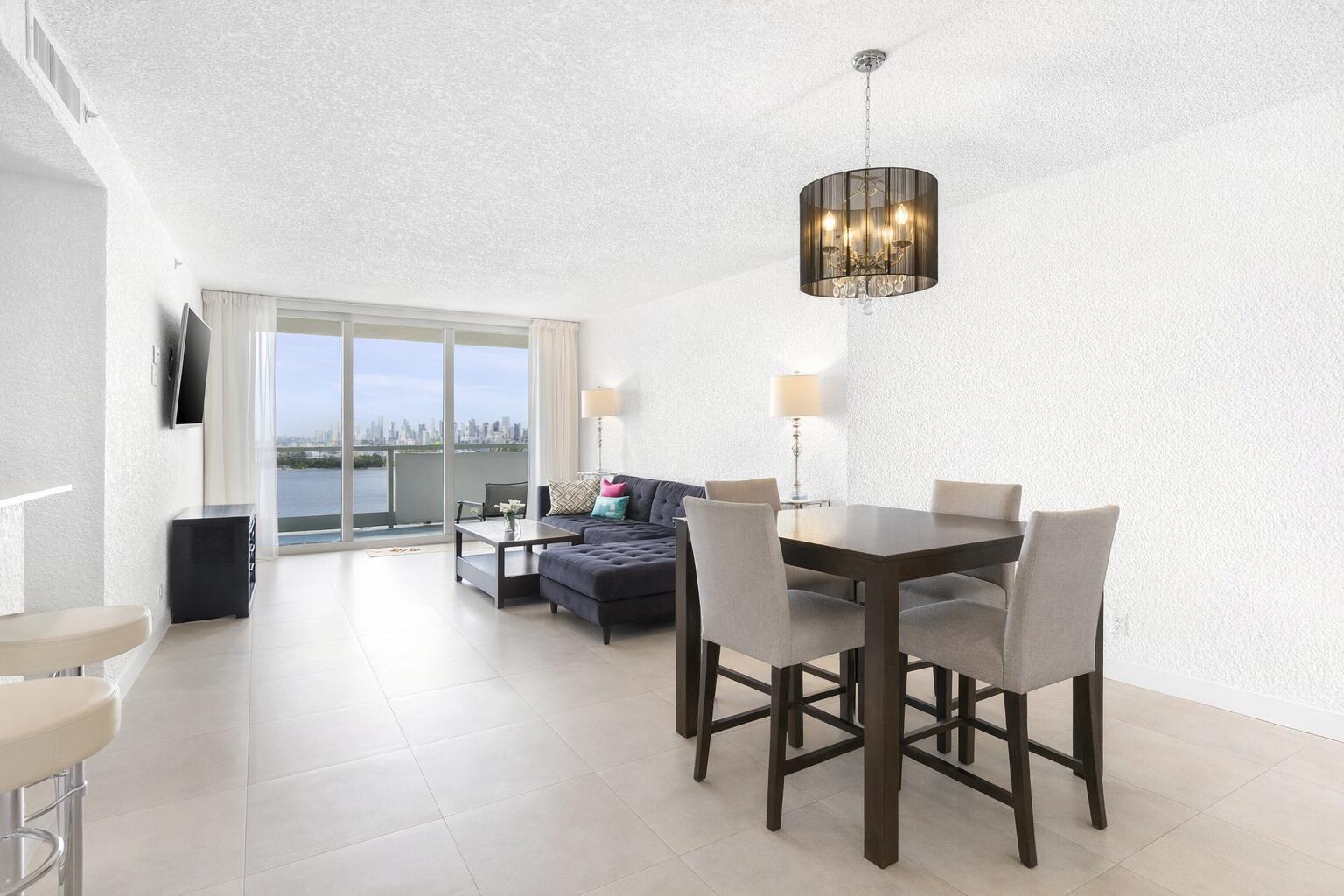 1500 Bay #1122s Miami Beach, FL 33139