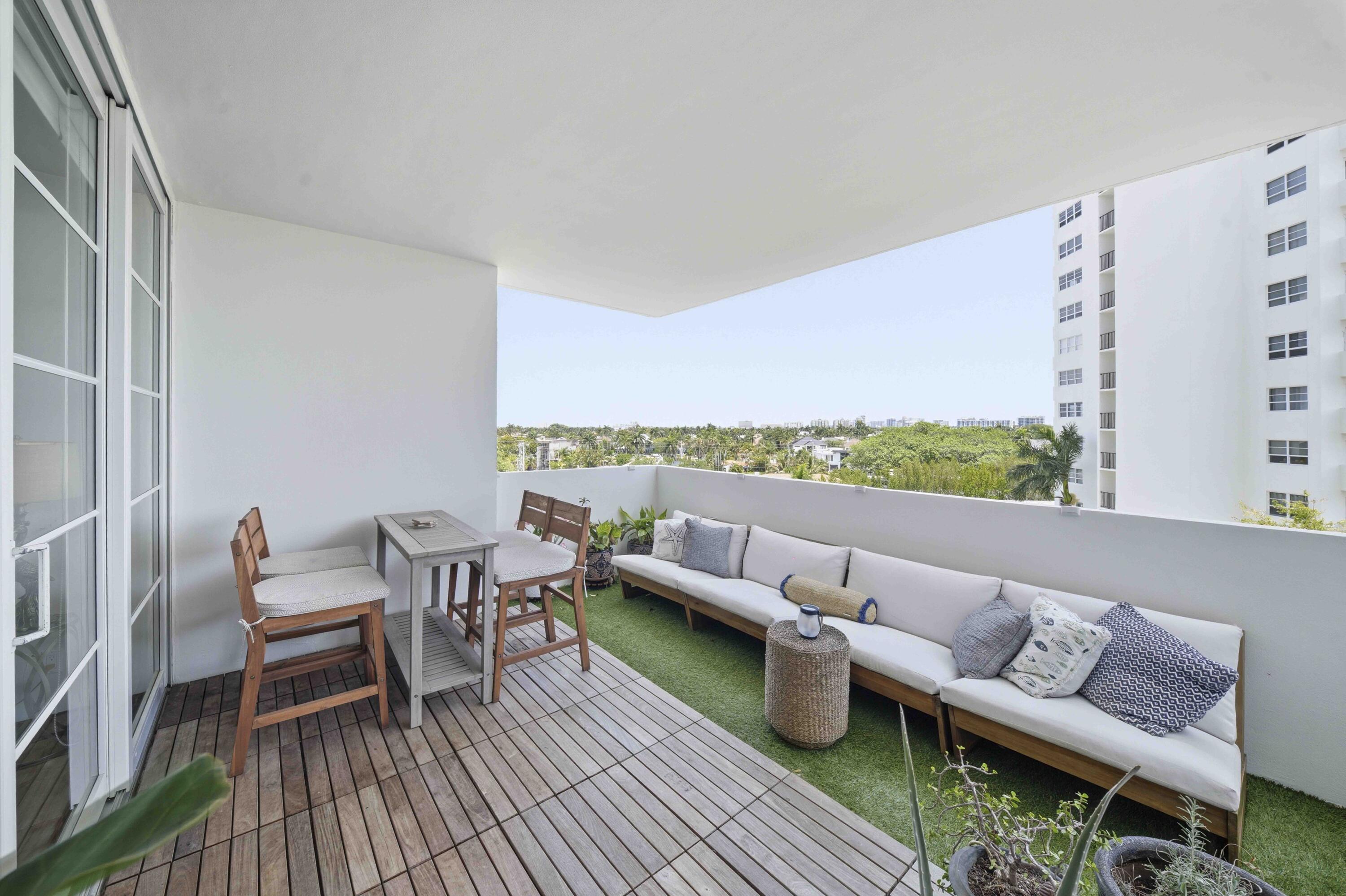 333 Sunset #404 Fort Lauderdale, FL 33301