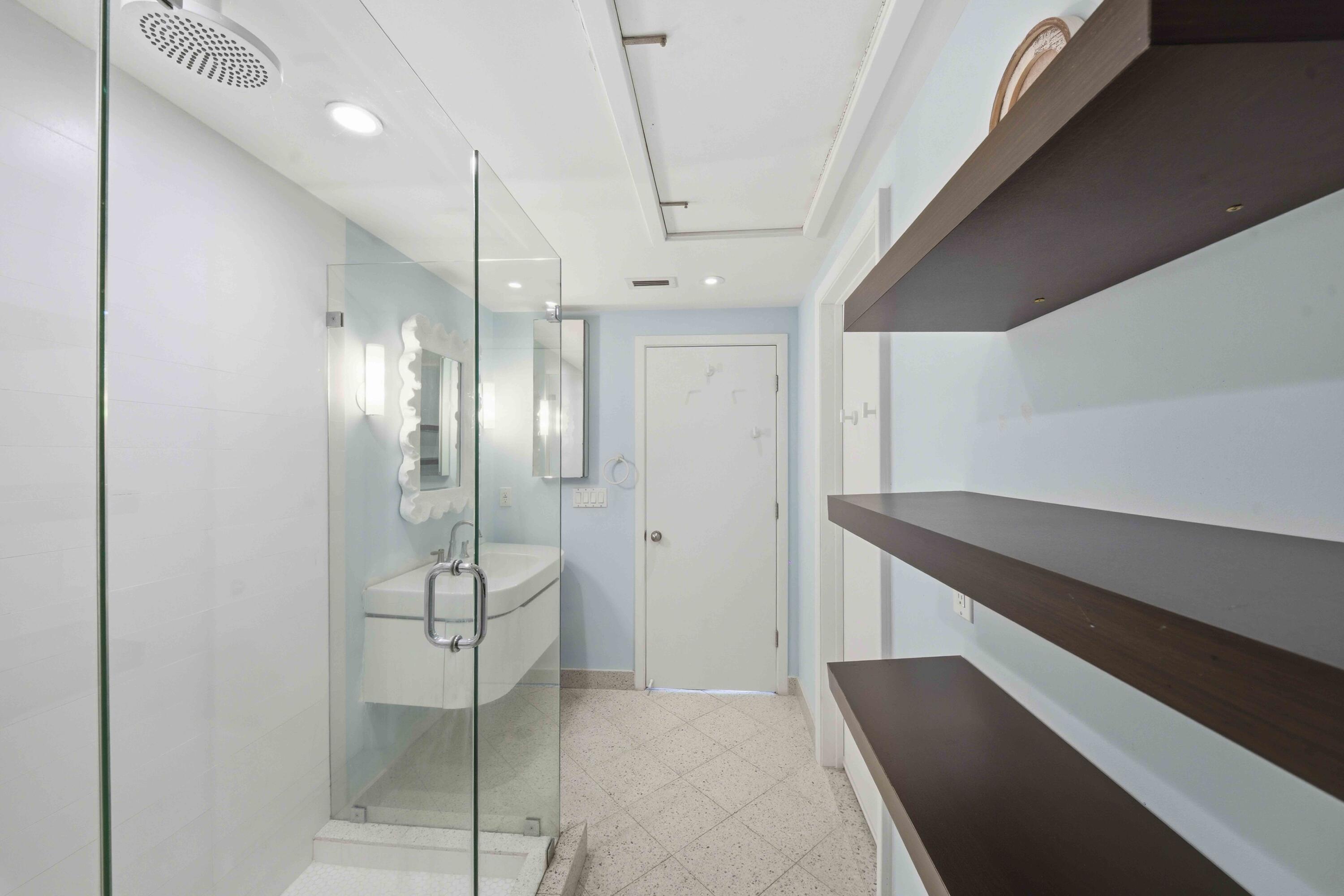 333 Sunset #404 Fort Lauderdale, FL 33301