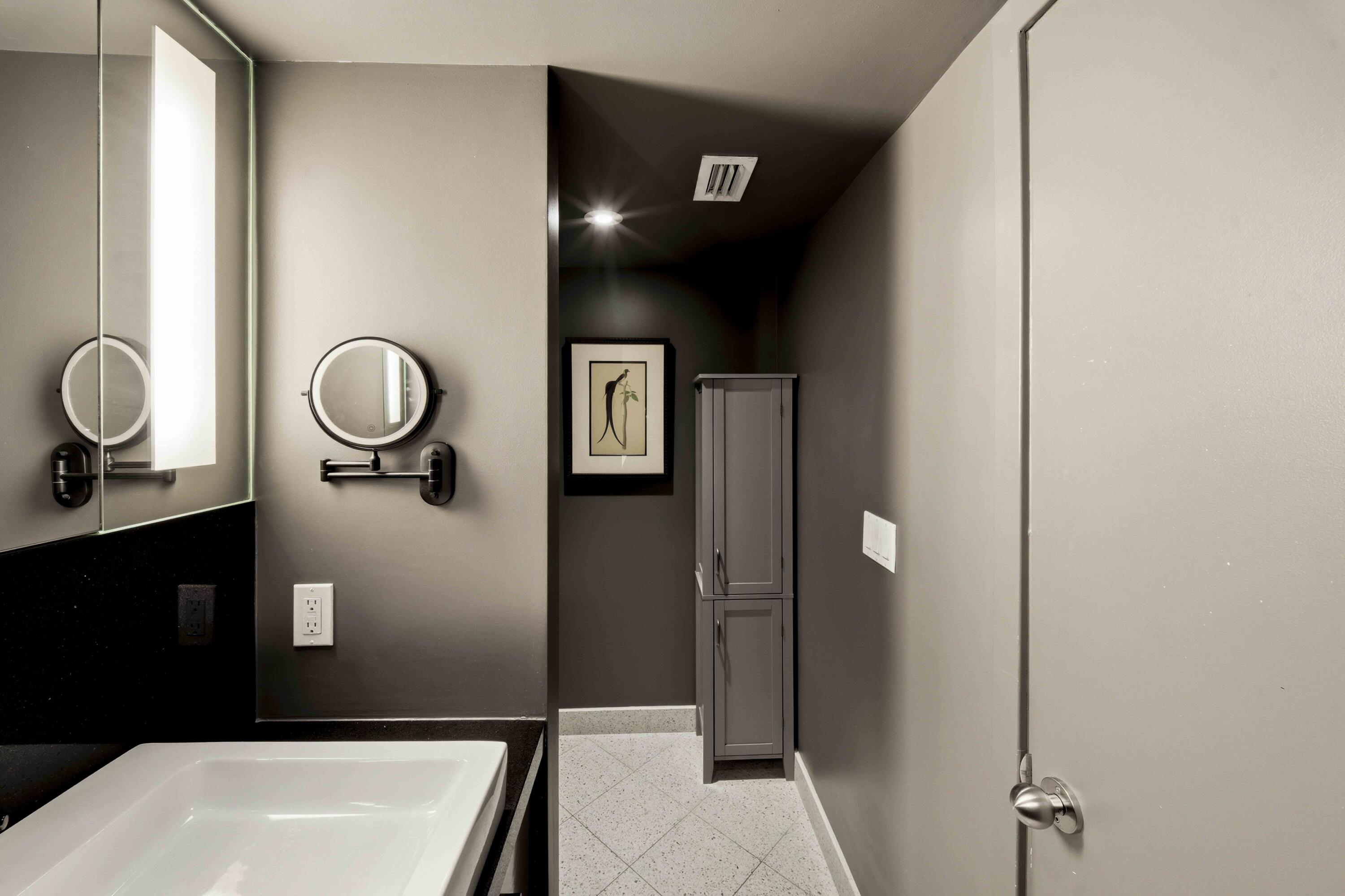 333 Sunset #404 Fort Lauderdale, FL 33301