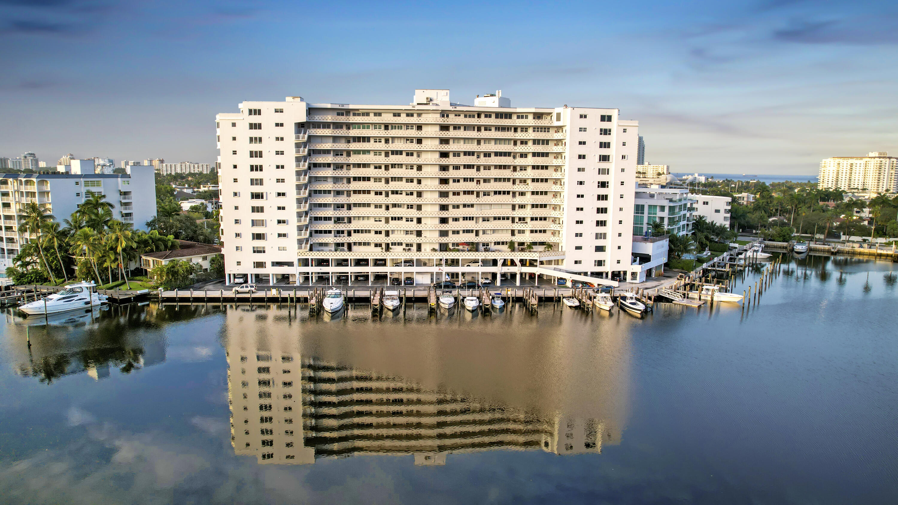 333 Sunset #404 Fort Lauderdale, FL 33301