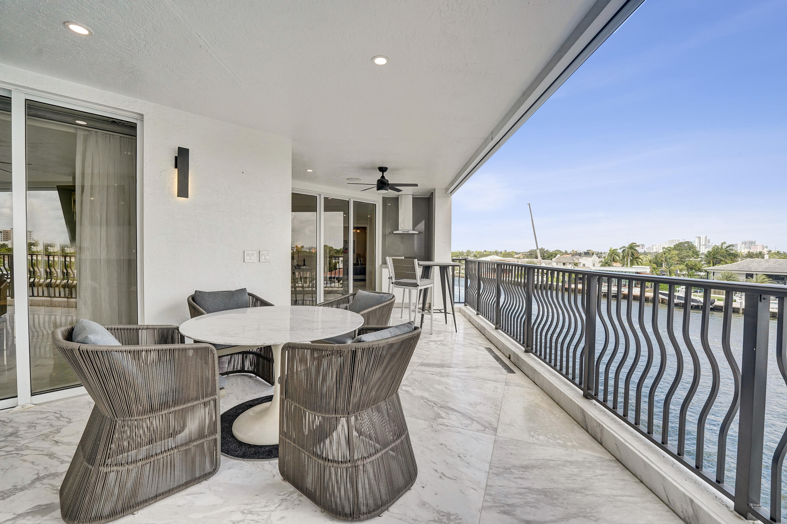 615 Bayshore #402 Fort Lauderdale, FL 33304