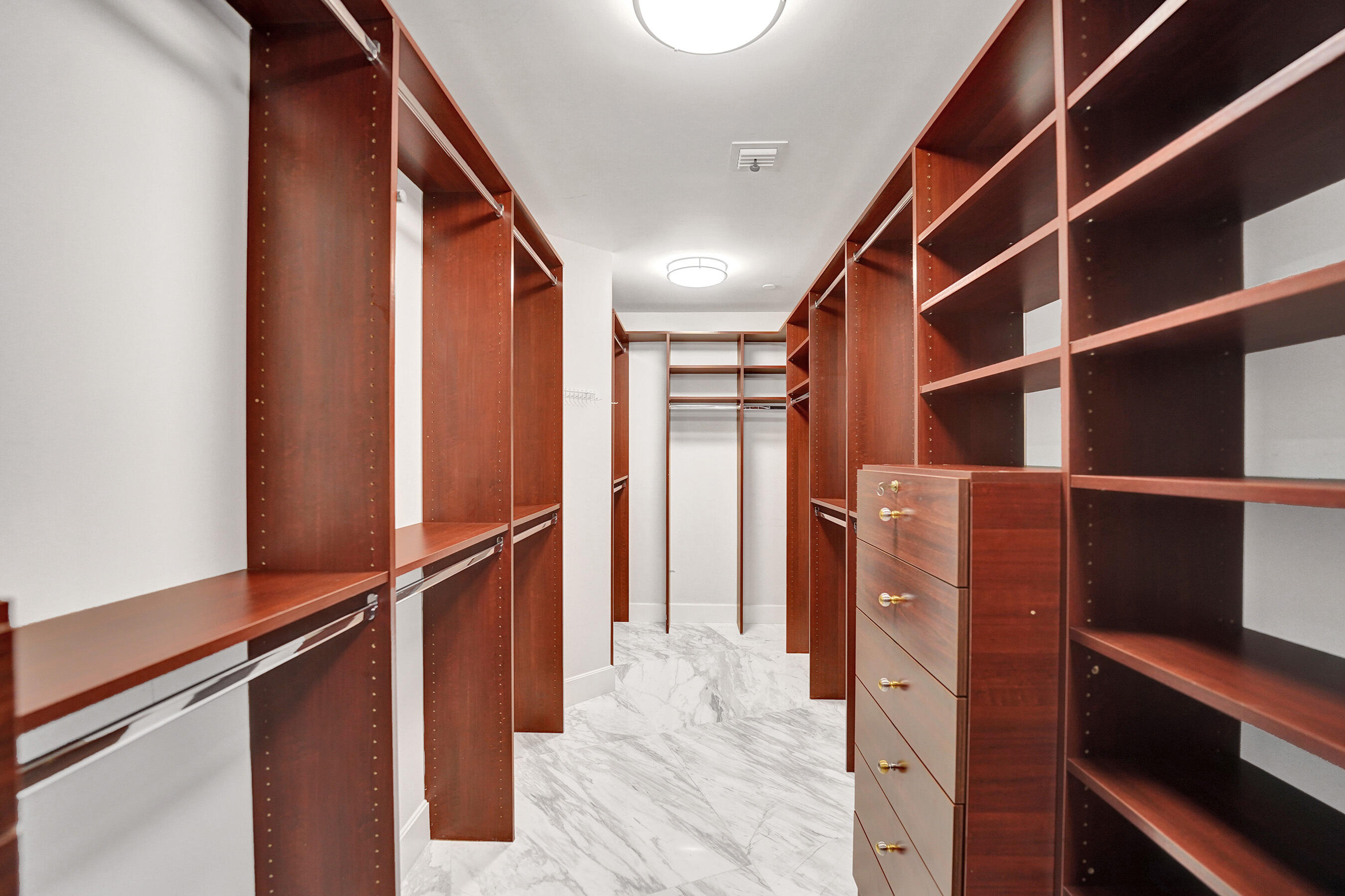 615 Bayshore #402 Fort Lauderdale, FL 33304
