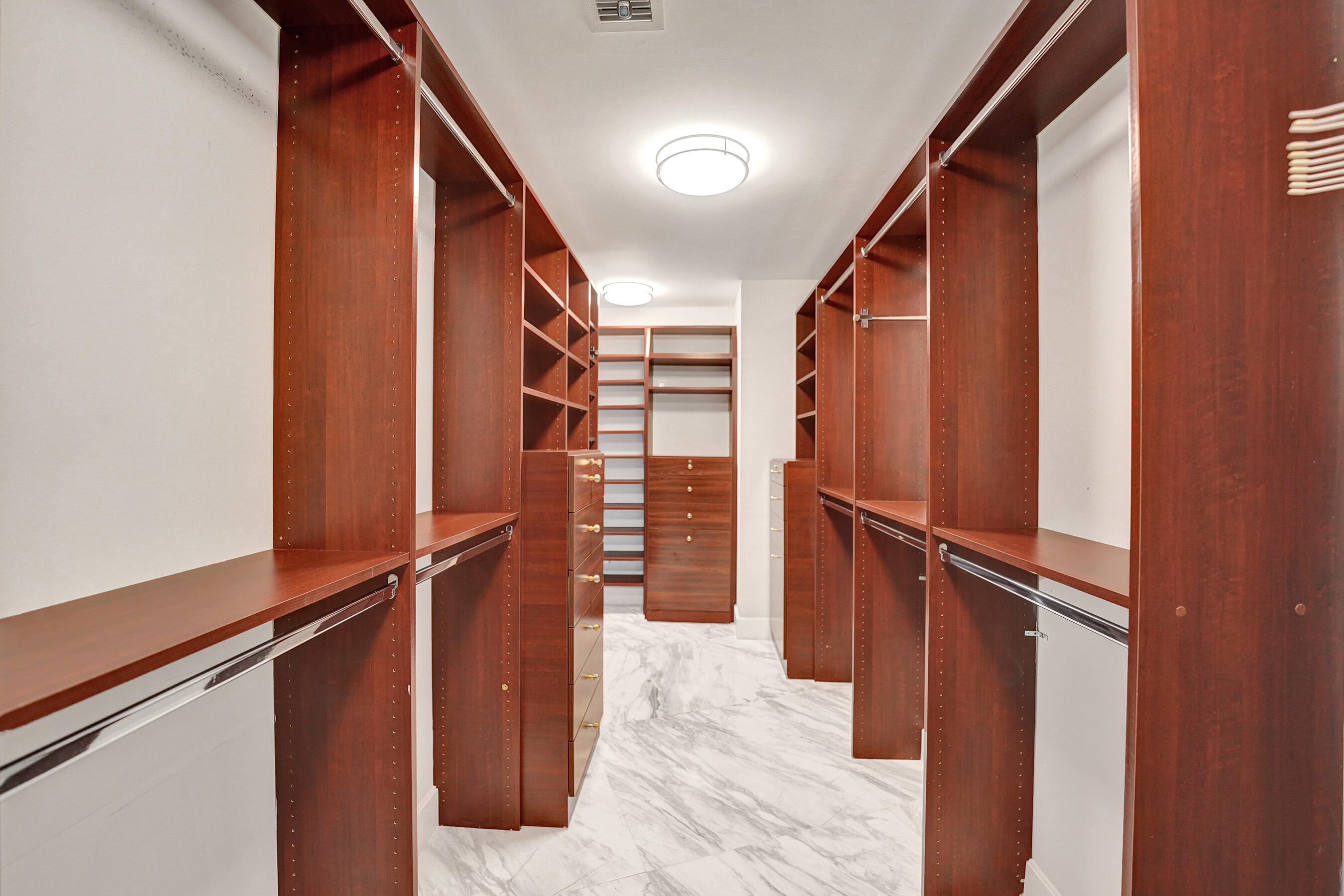 615 Bayshore #402 Fort Lauderdale, FL 33304