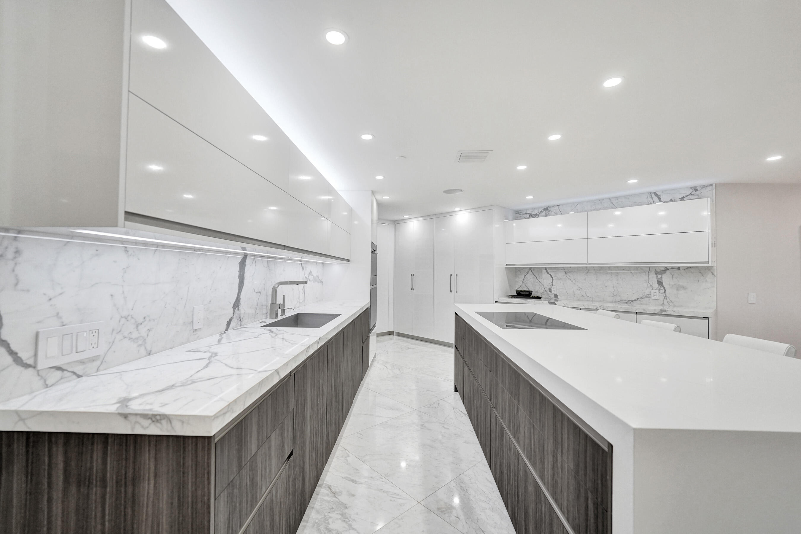 615 Bayshore #402 Fort Lauderdale, FL 33304
