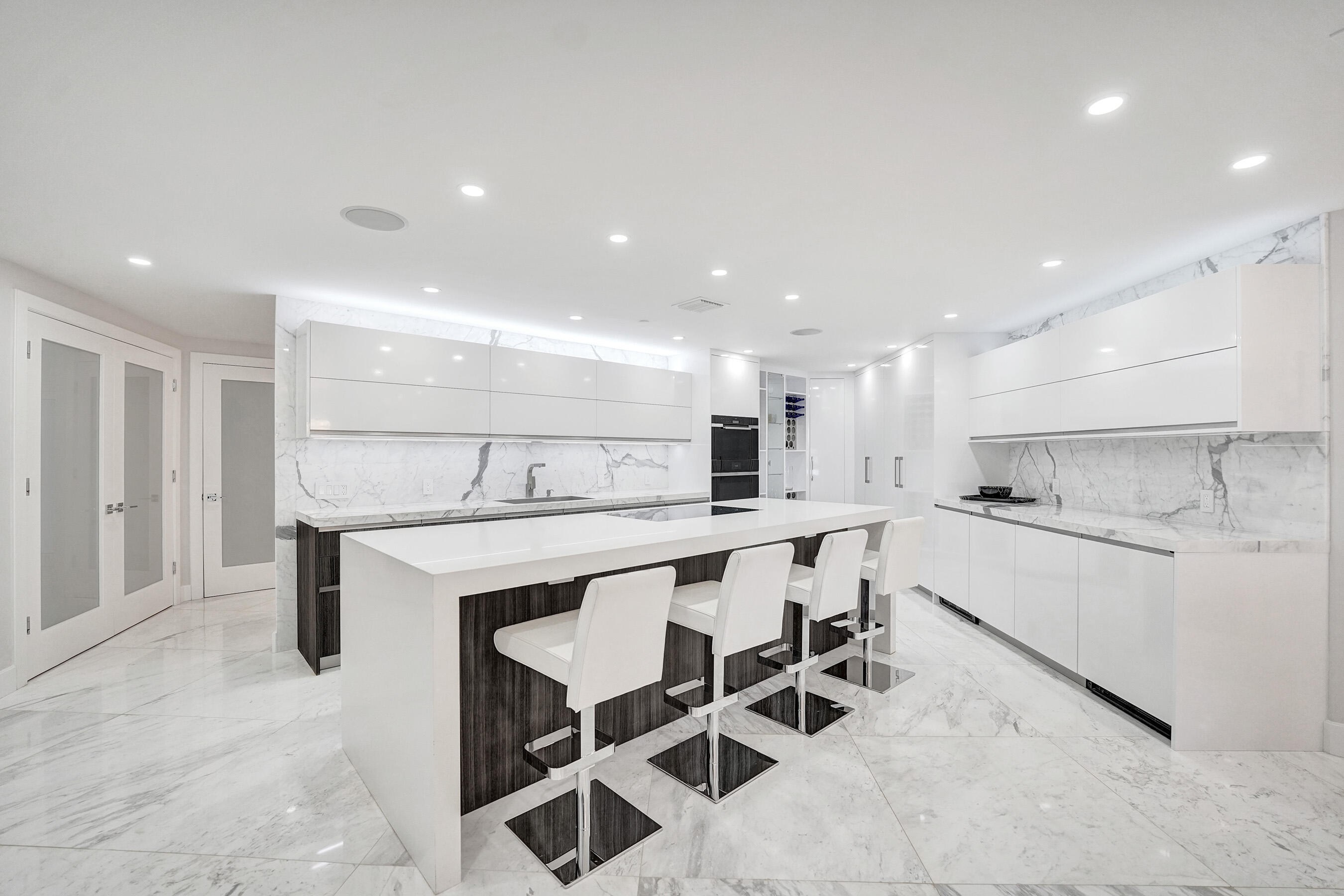 615 Bayshore #402 Fort Lauderdale, FL 33304