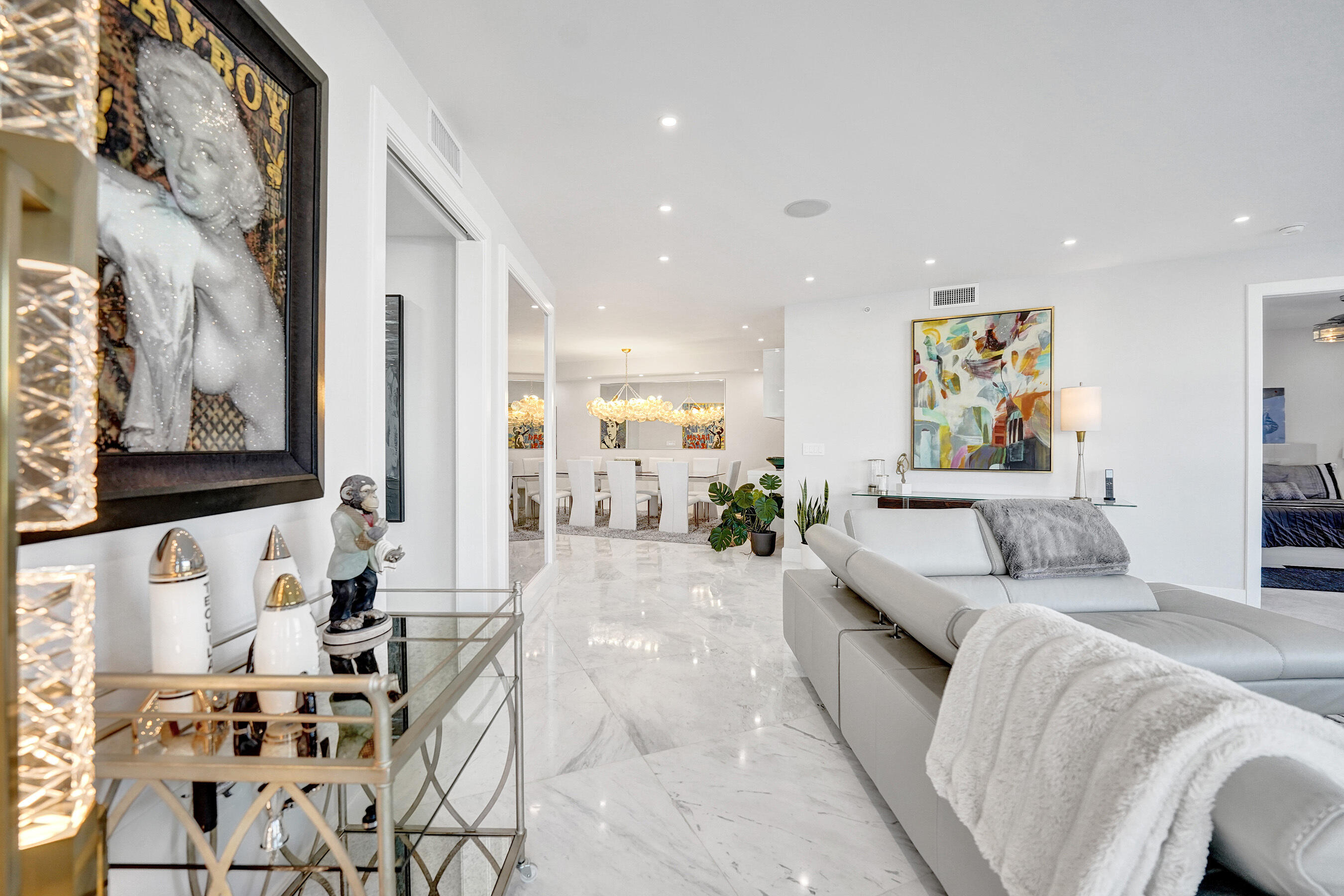 615 Bayshore #402 Fort Lauderdale, FL 33304