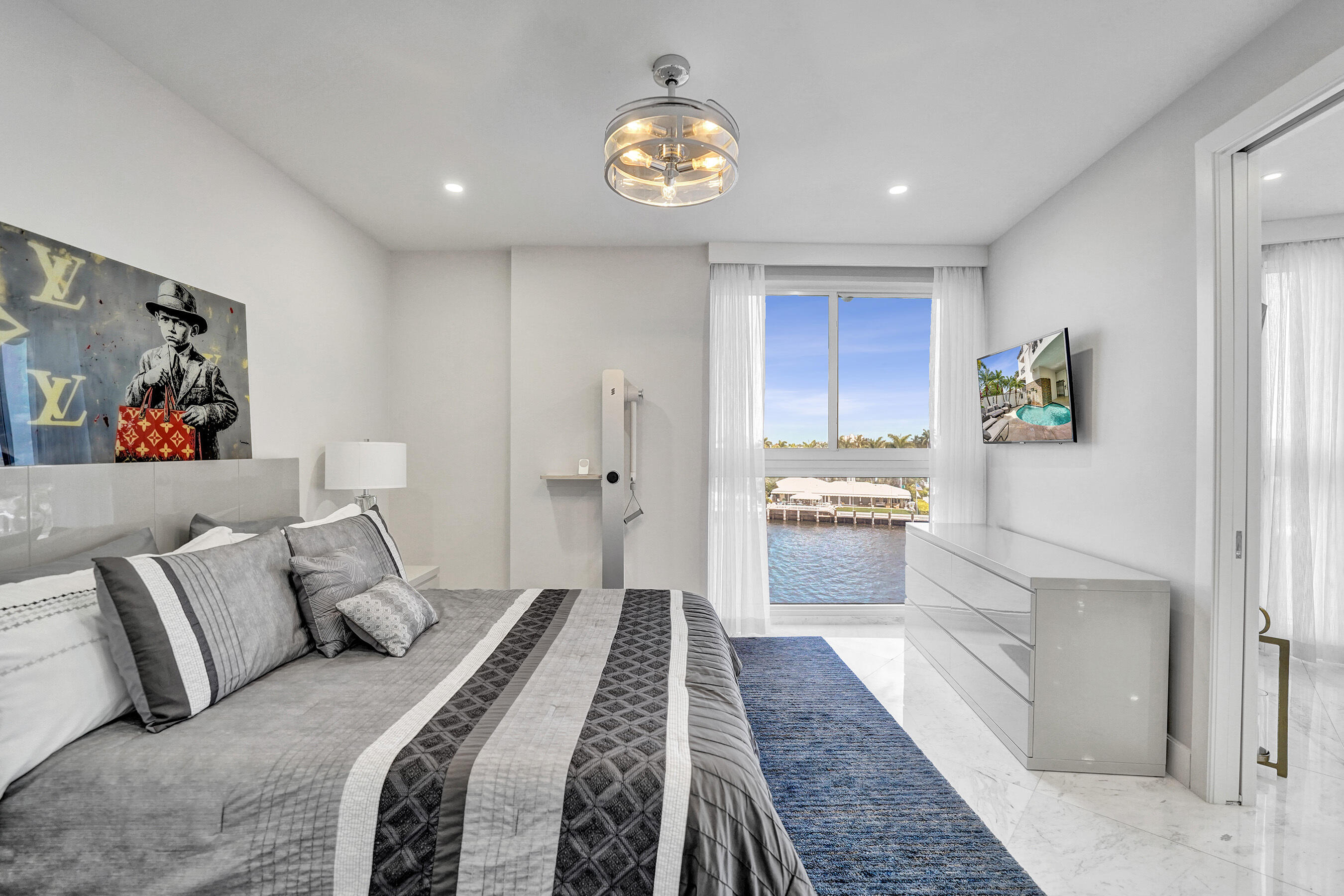 615 Bayshore #402 Fort Lauderdale, FL 33304