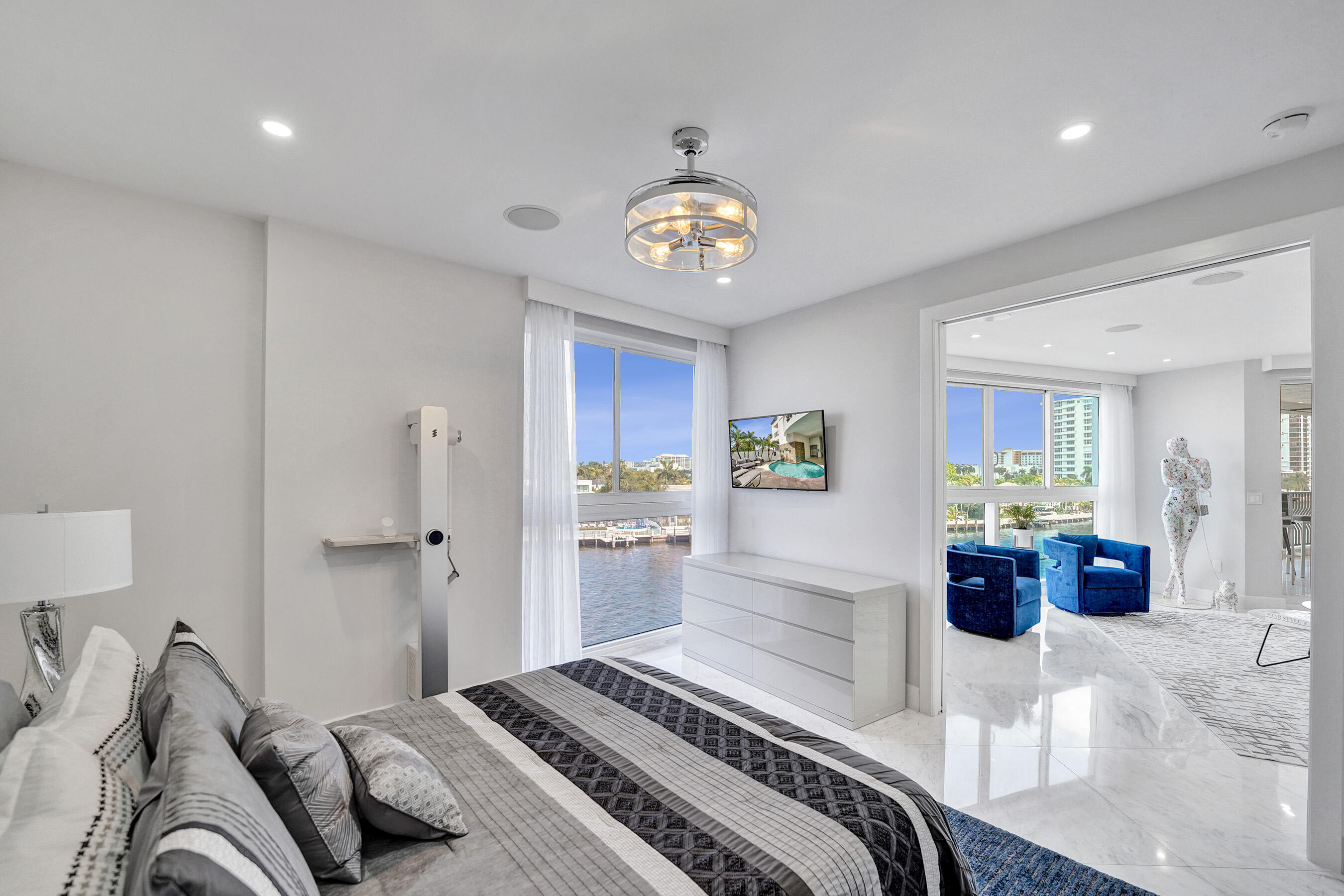 615 Bayshore #402 Fort Lauderdale, FL 33304