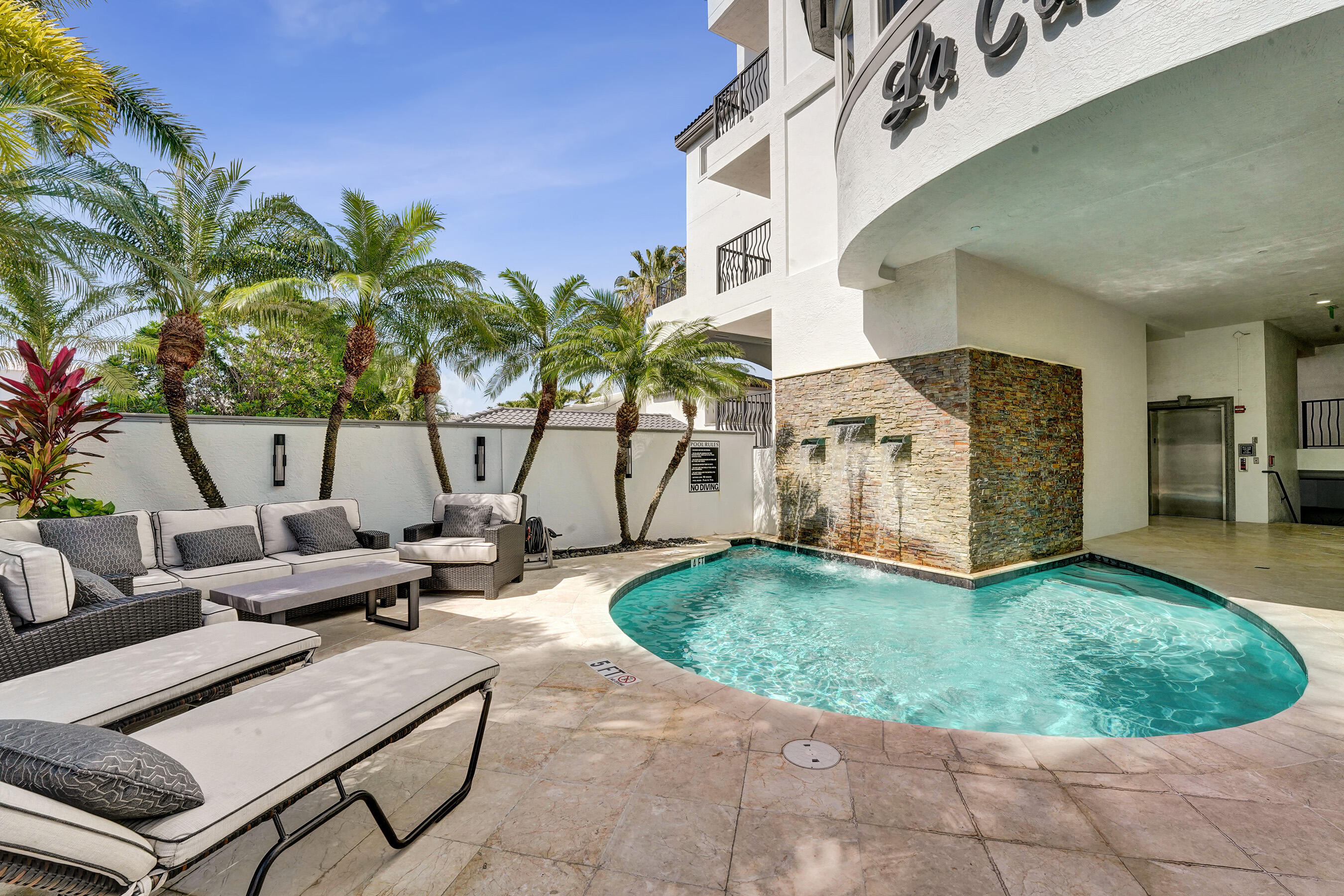 615 Bayshore #402 Fort Lauderdale, FL 33304